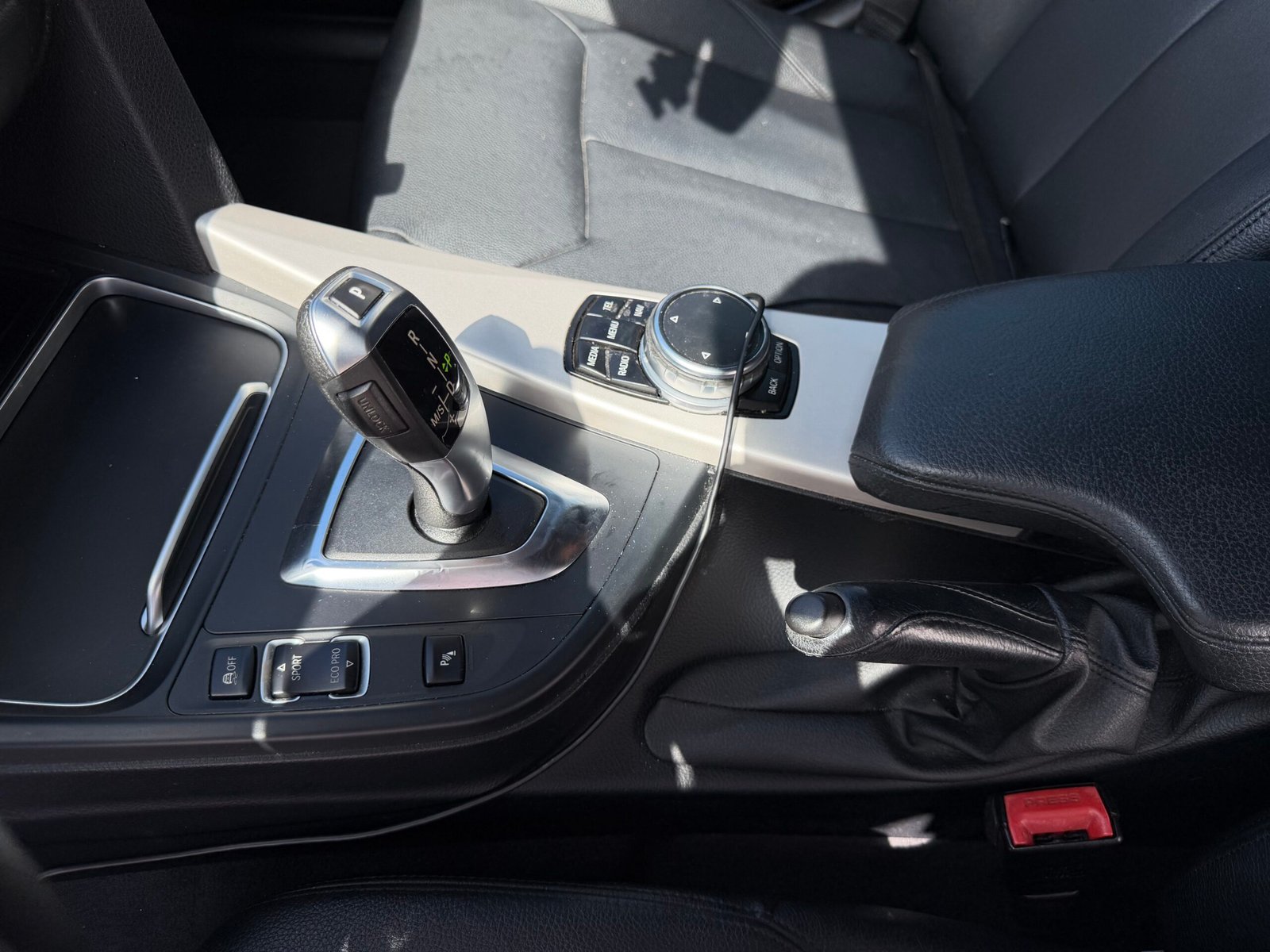 BMW Série 3 F30 Berline 318d 2.0 d 16V 150 cv