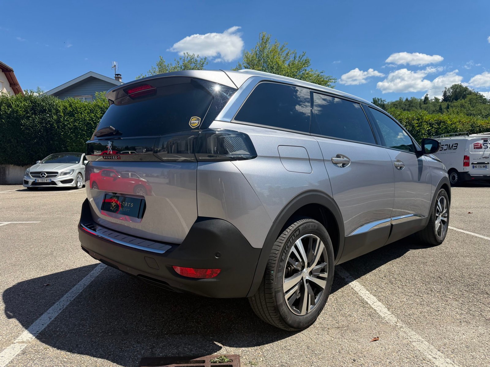 PEUGEOT 5008 II 1.2 Hybrid e-DSC6 136 cv Boîte auto
