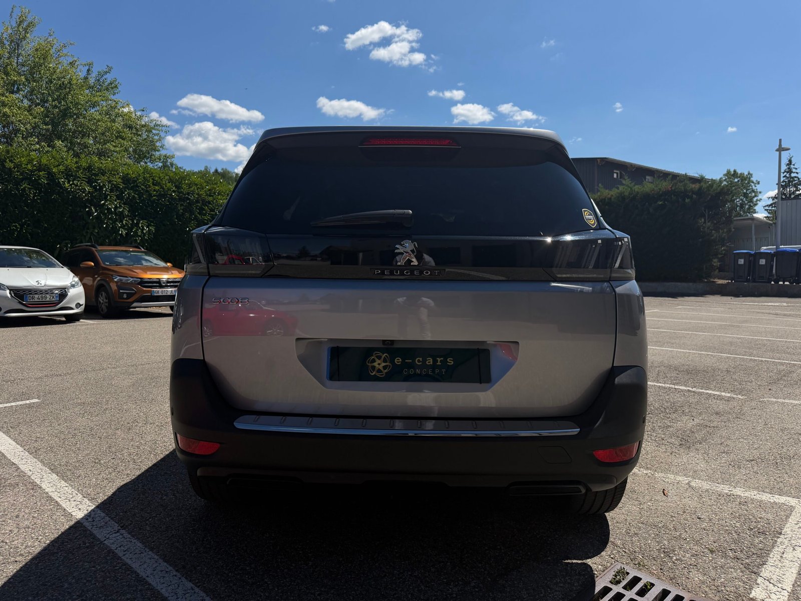 PEUGEOT 5008 II 1.2 Hybrid e-DSC6 136 cv Boîte auto