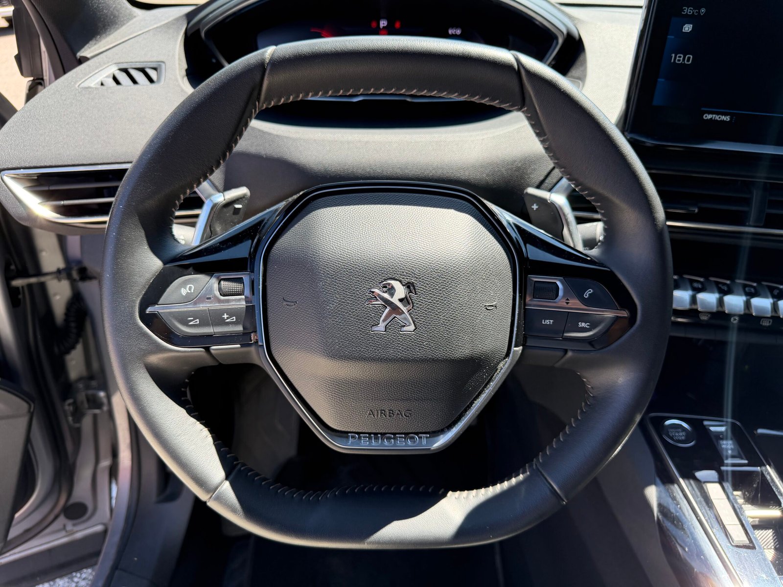 PEUGEOT 5008 II 1.2 Hybrid e-DSC6 136 cv Boîte auto