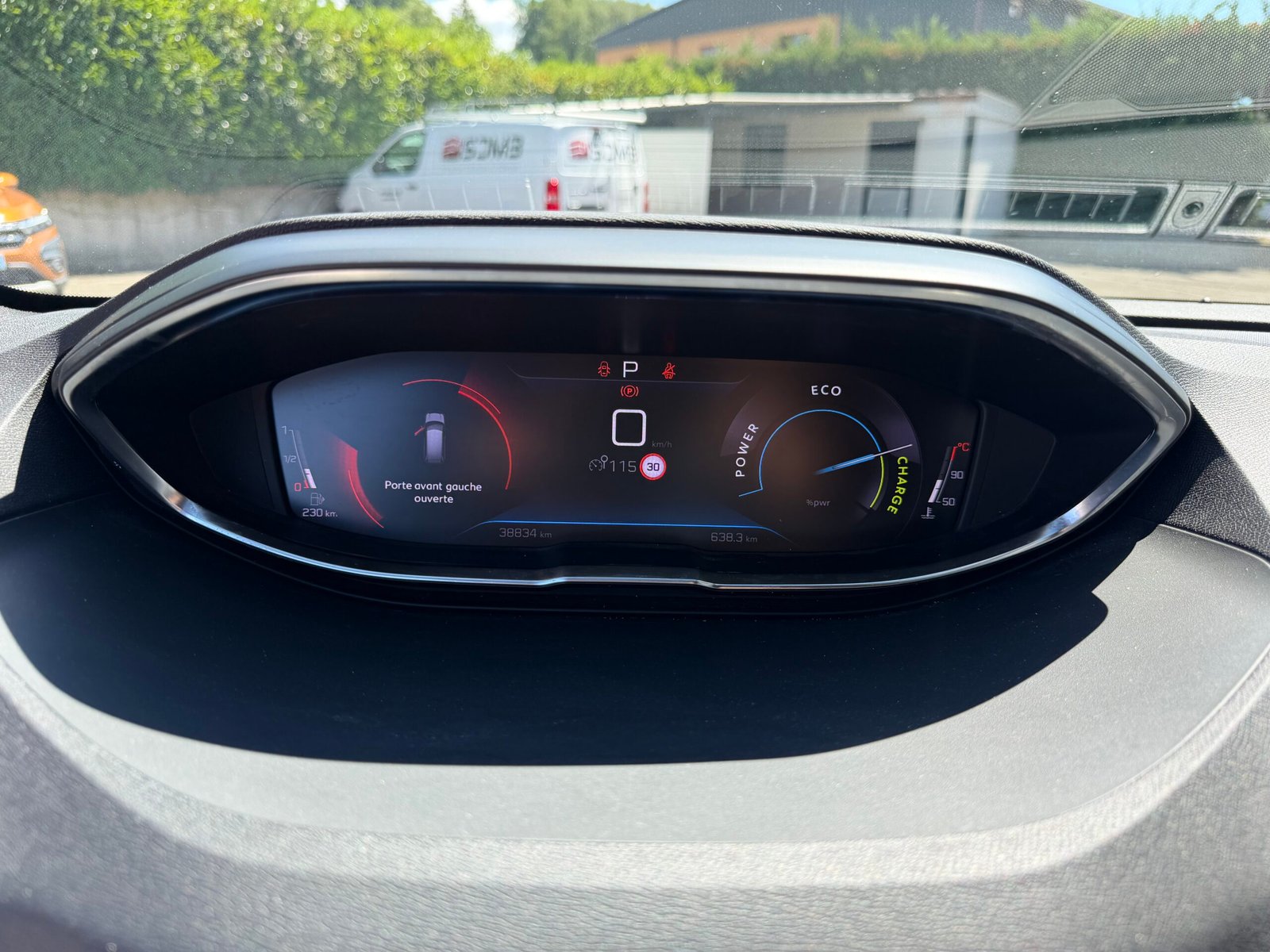 PEUGEOT 5008 II 1.2 Hybrid e-DSC6 136 cv Boîte auto