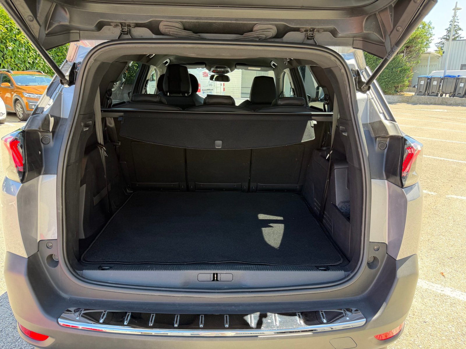 PEUGEOT 5008 II 1.2 Hybrid e-DSC6 136 cv Boîte auto