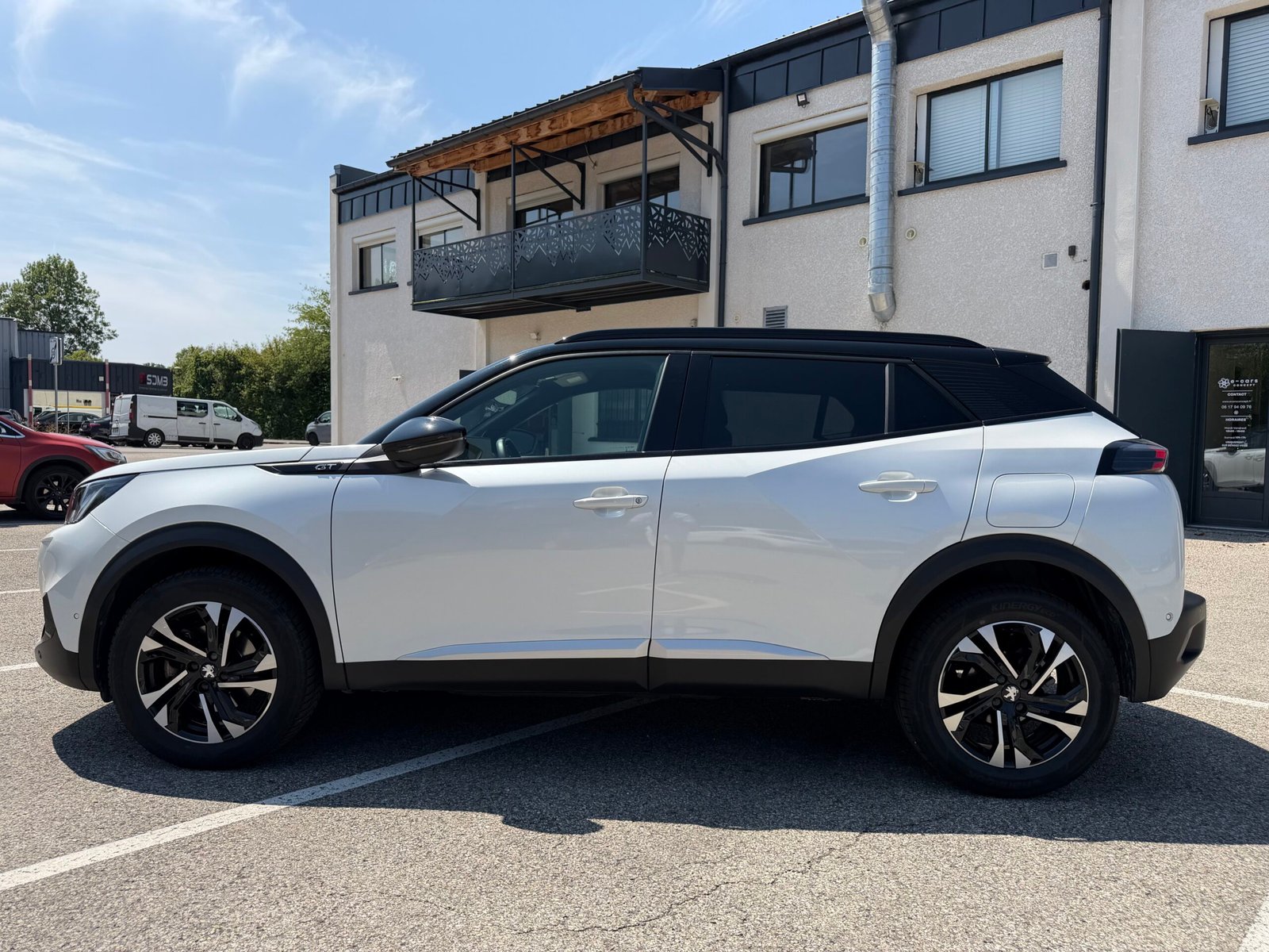 PEUGEOT 2008 II 1.5 BlueHDi EAT8 S&S 130 cv Boîte auto