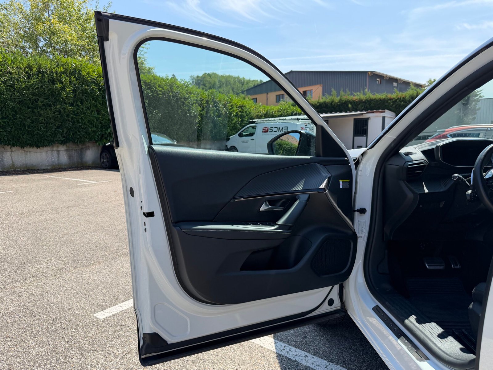 PEUGEOT 2008 II 1.5 BlueHDi EAT8 S&S 130 cv Boîte auto