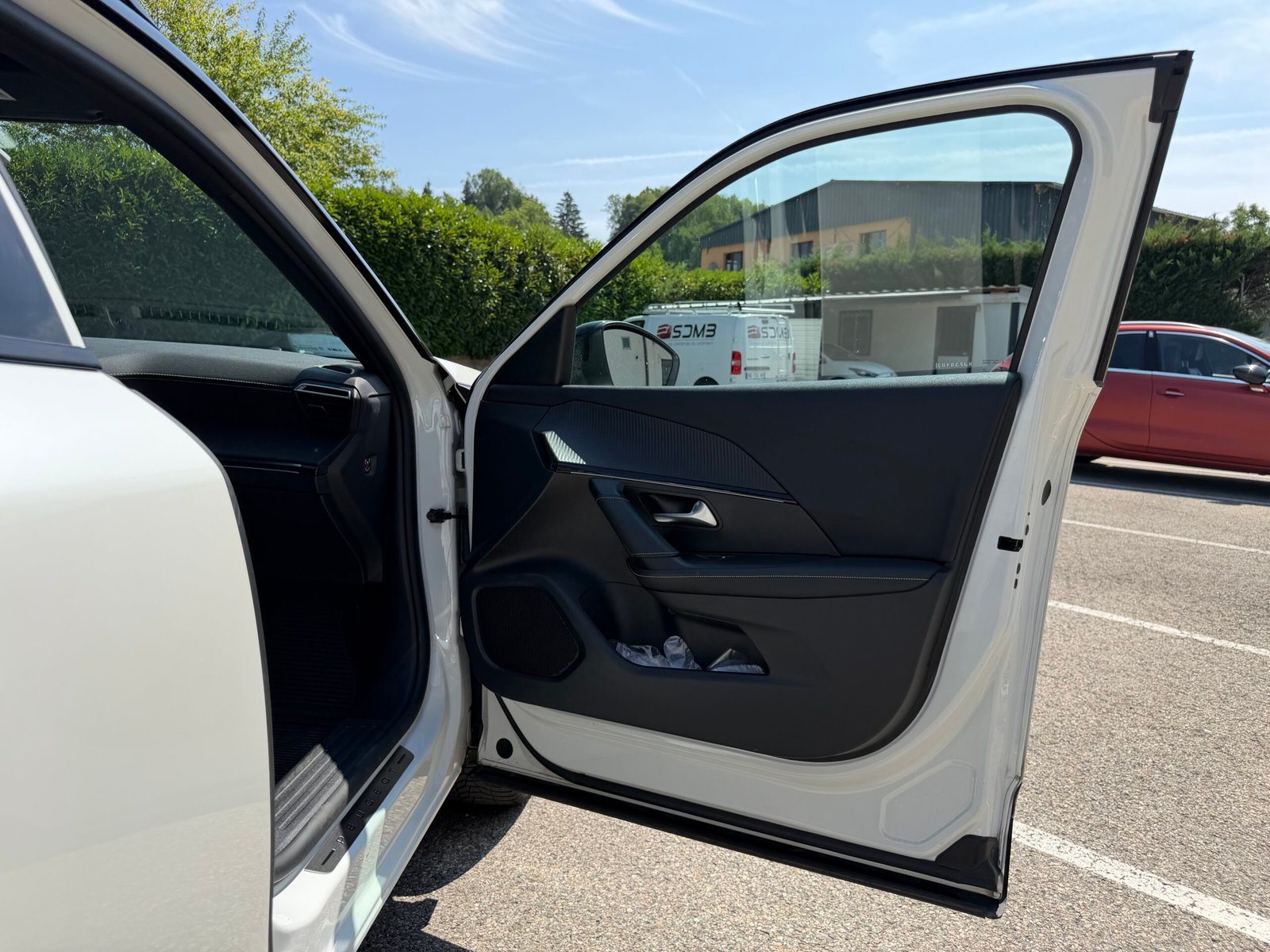 PEUGEOT 2008 II 1.5 BlueHDi EAT8 S&S 130 cv Boîte auto
