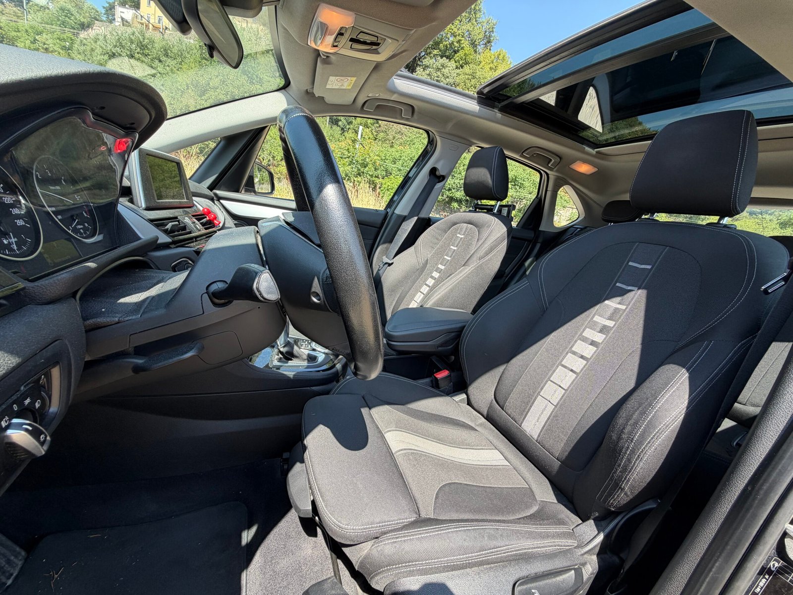 BMW Série 2 218d Active Tourer 150cv Boîte auto Toit ouvrant