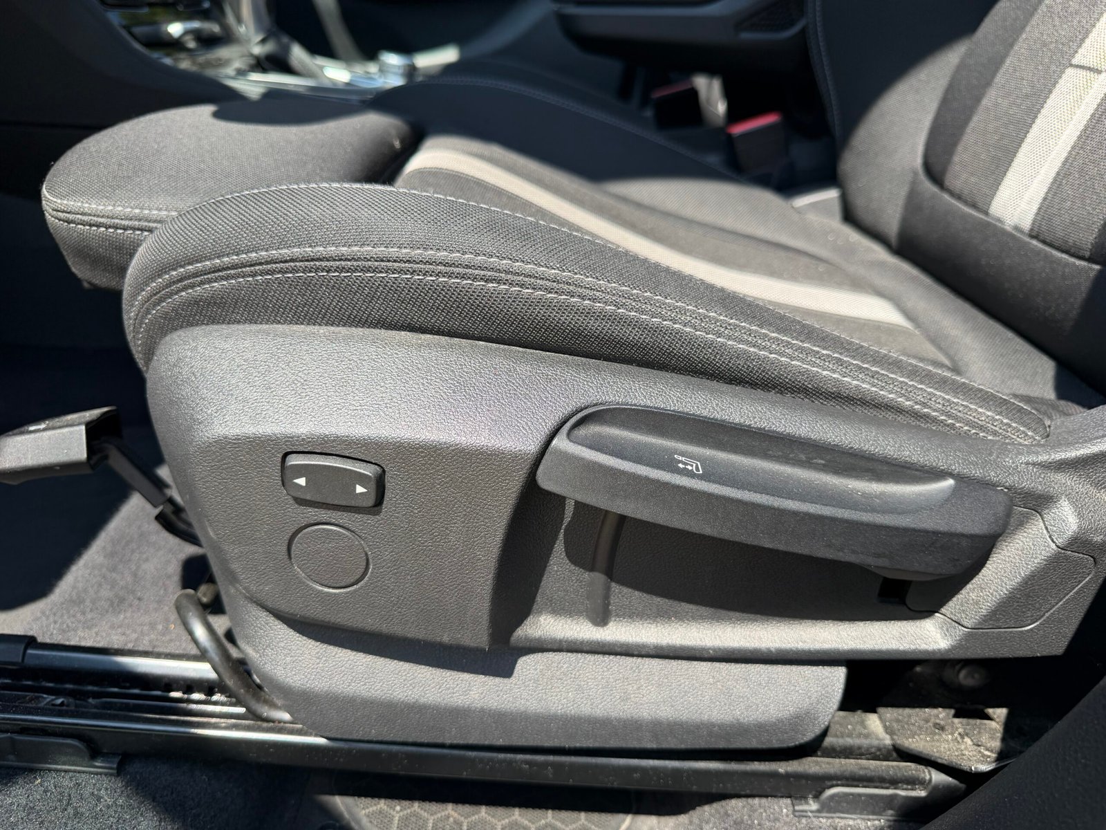BMW Série 2 218d Active Tourer 150cv Boîte auto Toit ouvrant