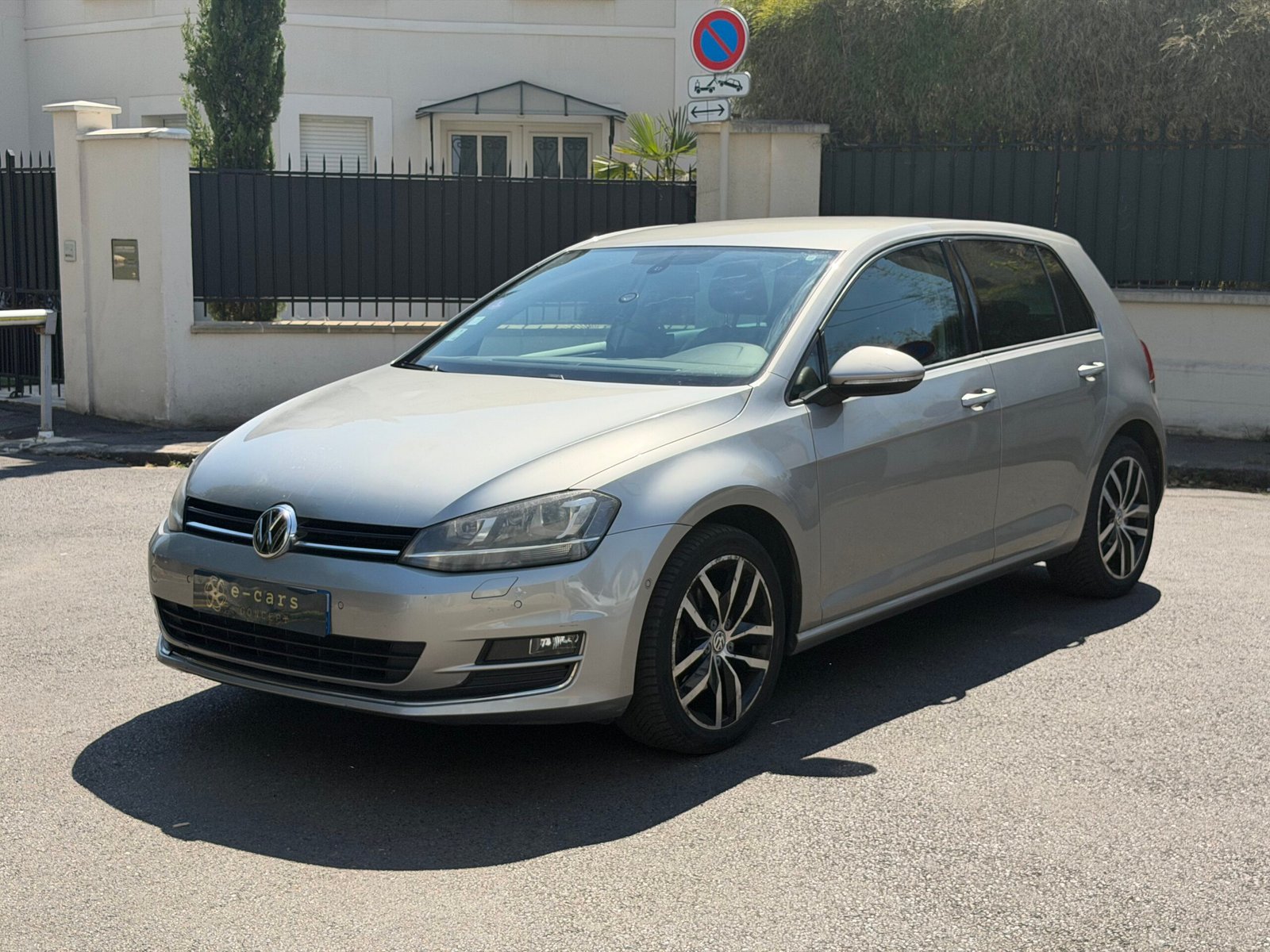 VOLKSWAGEN GOLF 1.4 122ch CARRAT