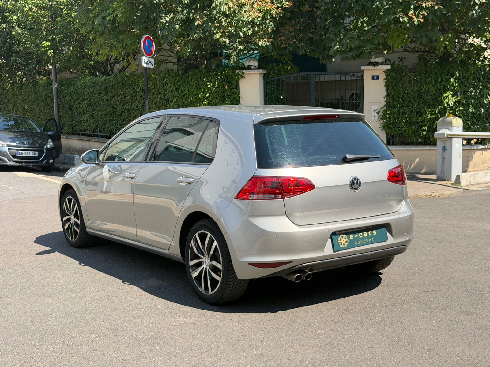 VOLKSWAGEN GOLF 1.4 122ch CARRAT