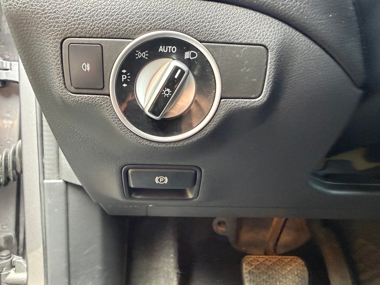 MERCEDES-BENZ Classe GLA 220 2.1 CDi 16V 4MATIC 7G-DCT 170 cv Boîte auto Sensation