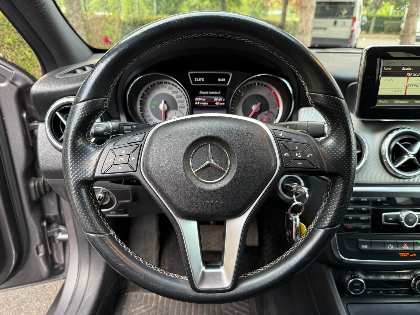 MERCEDES-BENZ Classe GLA 220 2.1 CDi 16V 4MATIC 7G-DCT 170 cv Boîte auto Sensation