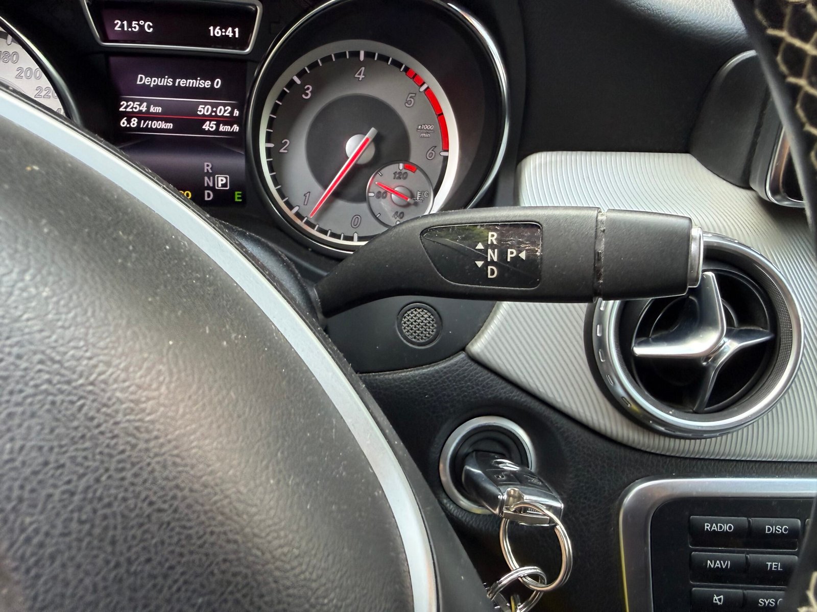 MERCEDES-BENZ Classe GLA 220 2.1 CDi 16V 4MATIC 7G-DCT 170 cv Boîte auto Sensation