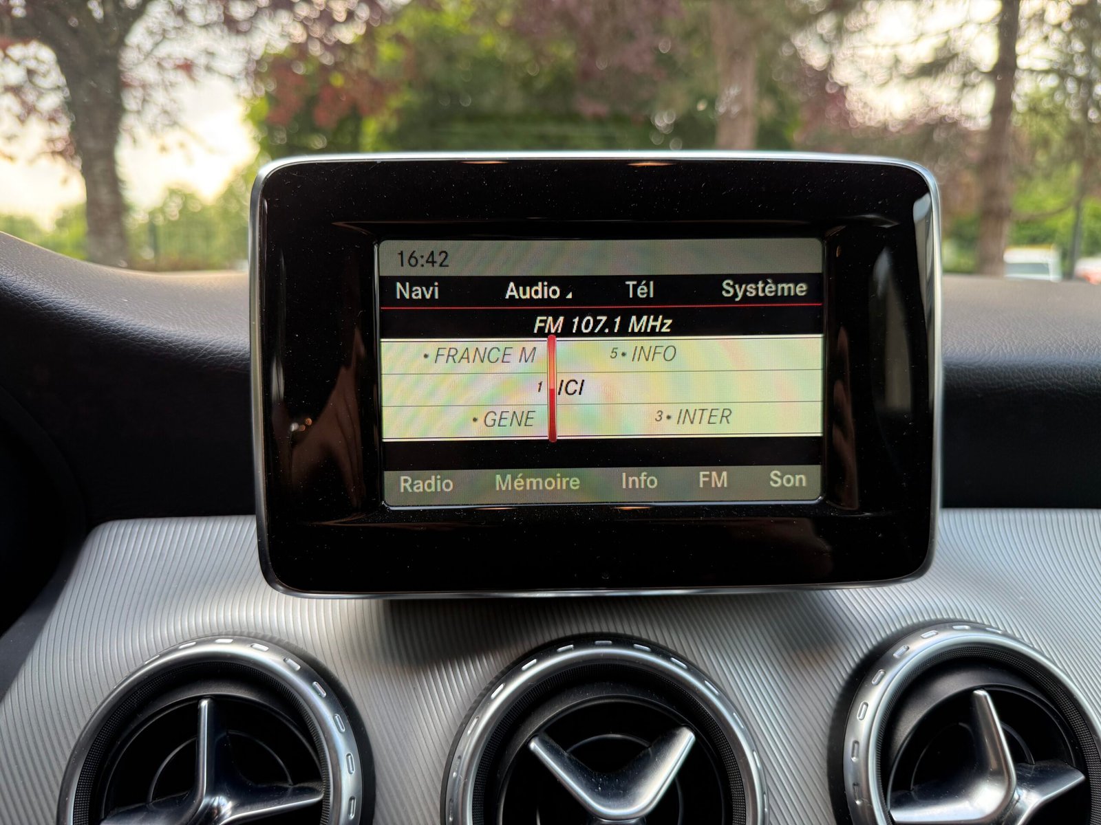 MERCEDES-BENZ Classe GLA 220 2.1 CDi 16V 4MATIC 7G-DCT 170 cv Boîte auto Sensation