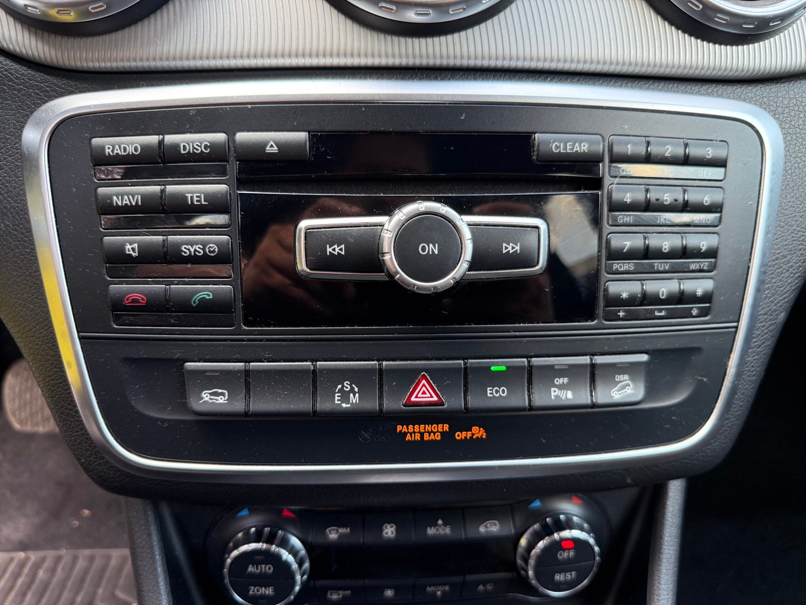 MERCEDES-BENZ Classe GLA 220 2.1 CDi 16V 4MATIC 7G-DCT 170 cv Boîte auto Sensation