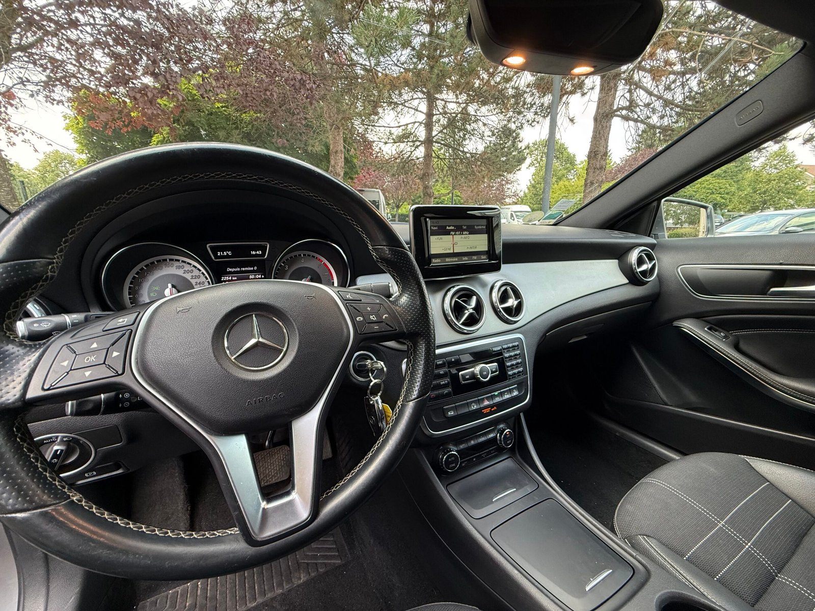 MERCEDES-BENZ Classe GLA 220 2.1 CDi 16V 4MATIC 7G-DCT 170 cv Boîte auto Sensation