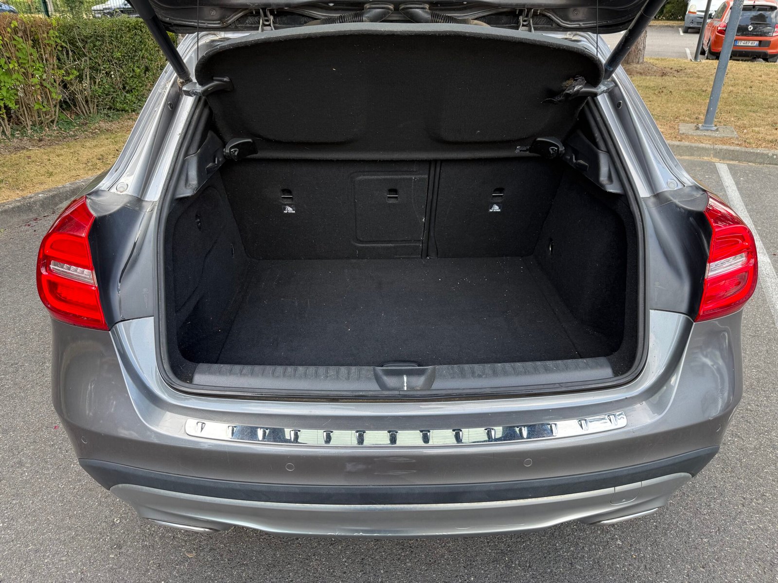 MERCEDES-BENZ Classe GLA 220 2.1 CDi 16V 4MATIC 7G-DCT 170 cv Boîte auto Sensation