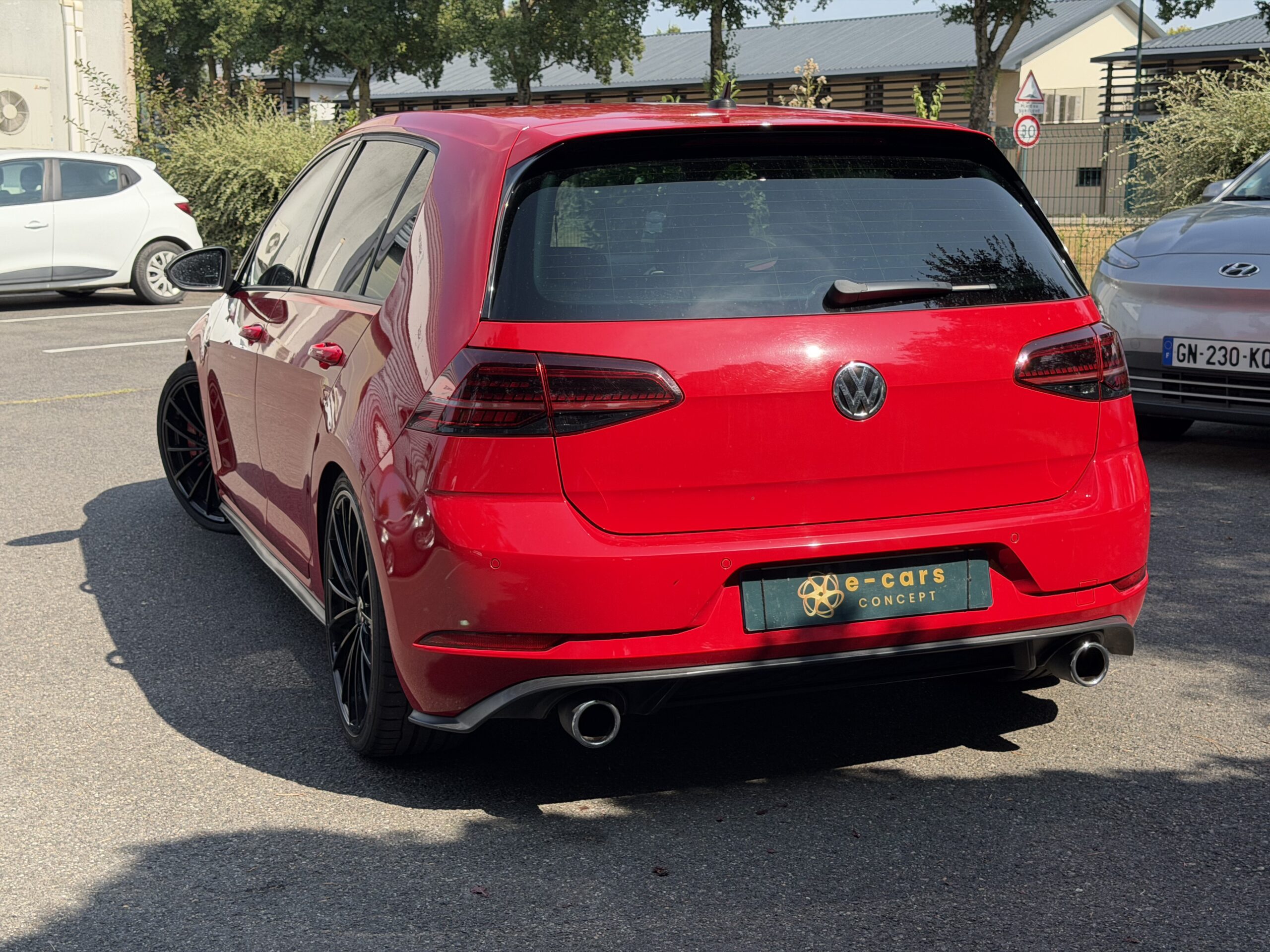 VOLKSWAGEN Golf VII 5 Portes Phase 2 2.0 TFSi GPF 16V DSG7 245 cv Boîte auto AVEC STAGE 1 GTI