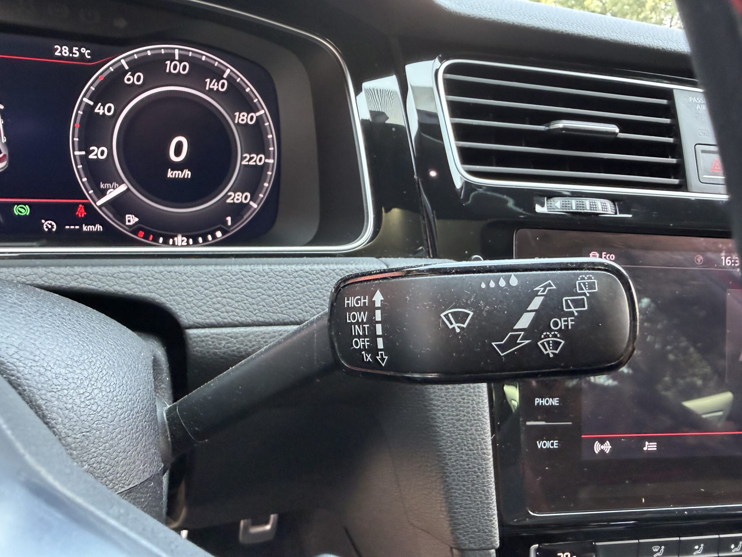 VOLKSWAGEN Golf VII 5 Portes Phase 2 2.0 TFSi GPF 16V DSG7 245 cv Boîte auto AVEC STAGE 1 GTI