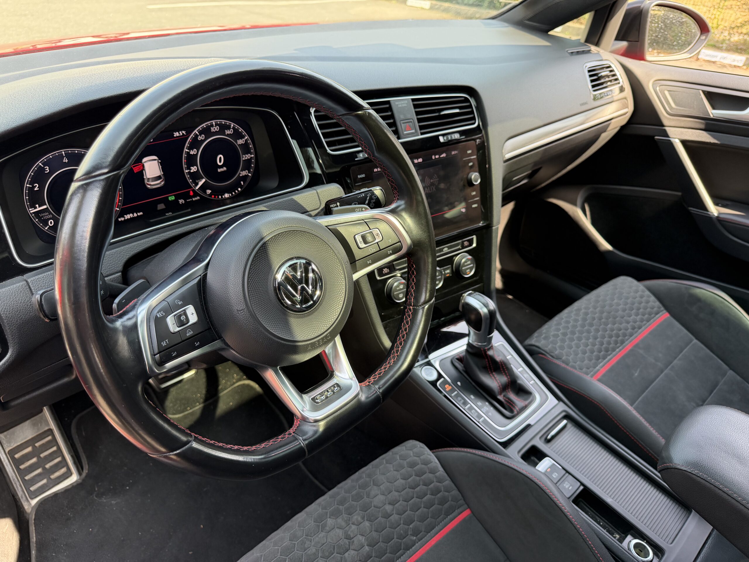 VOLKSWAGEN Golf VII 5 Portes Phase 2 2.0 TFSi GPF 16V DSG7 245 cv Boîte auto AVEC STAGE 1 GTI