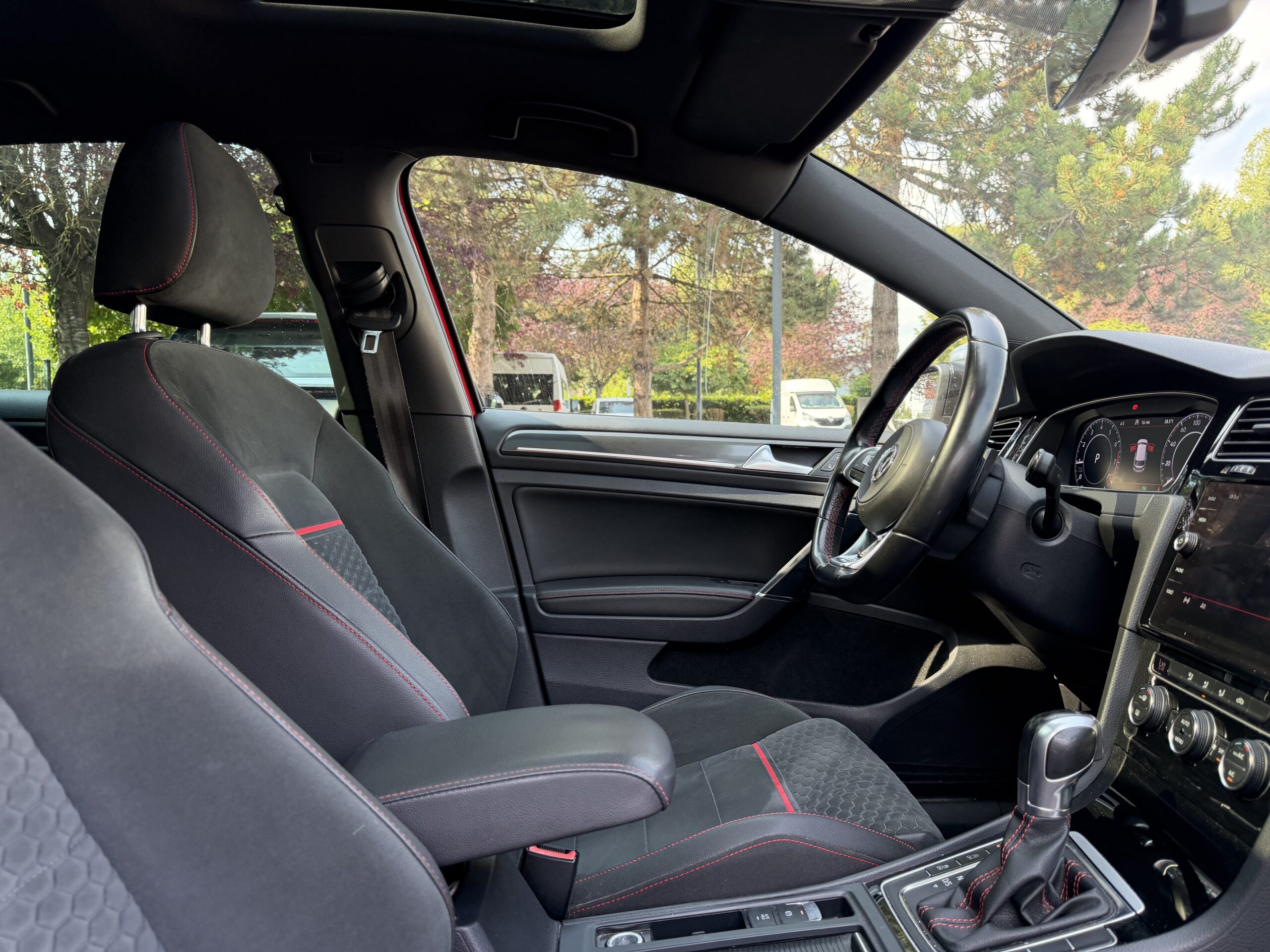 VOLKSWAGEN Golf VII 5 Portes Phase 2 2.0 TFSi GPF 16V DSG7 245 cv Boîte auto AVEC STAGE 1 GTI