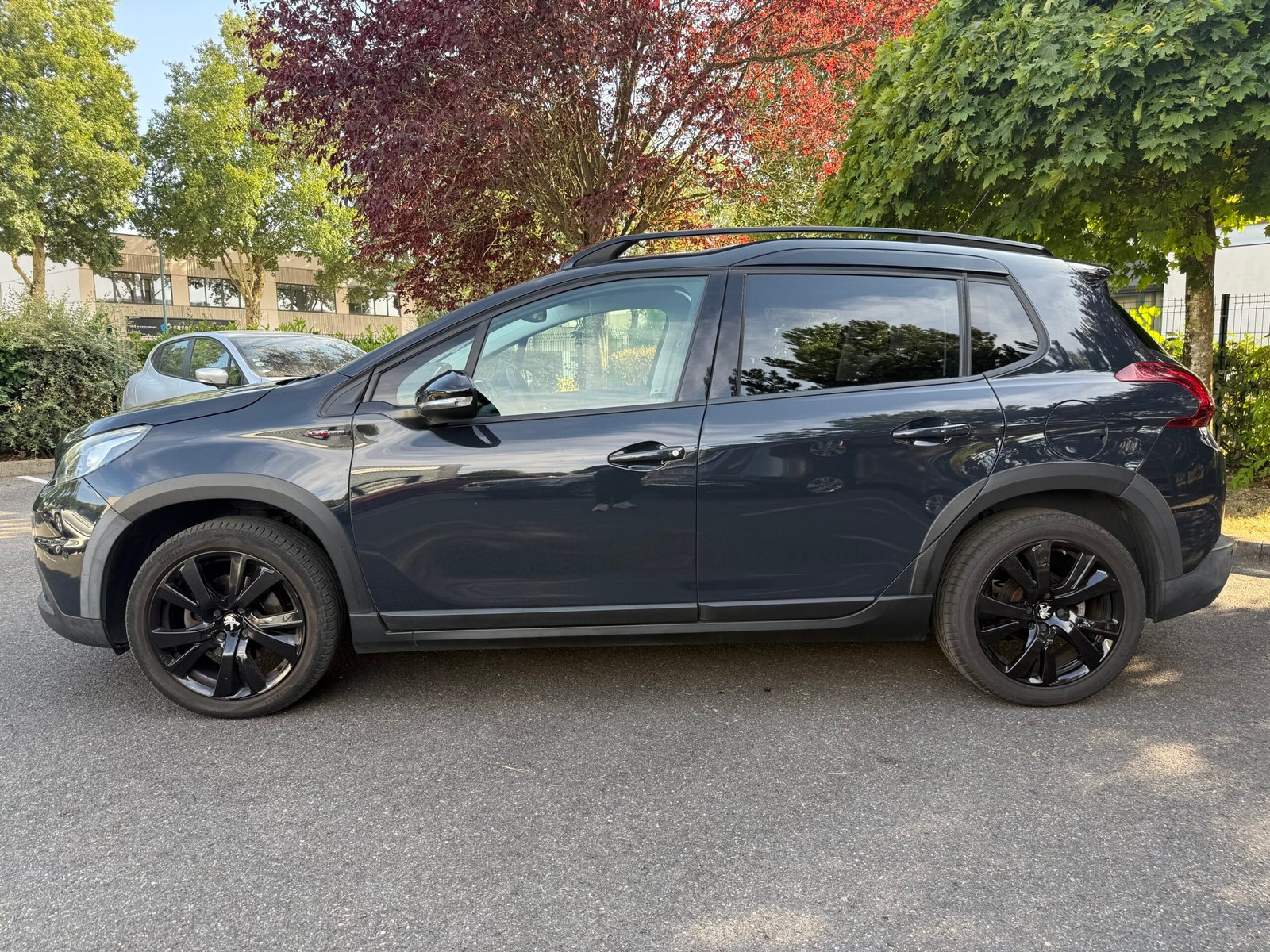 PEUGEOT 2008 GT Line 5HB 1.2 THP Puretech 12V FAP S&S EAT6 110 cv Boîte auto