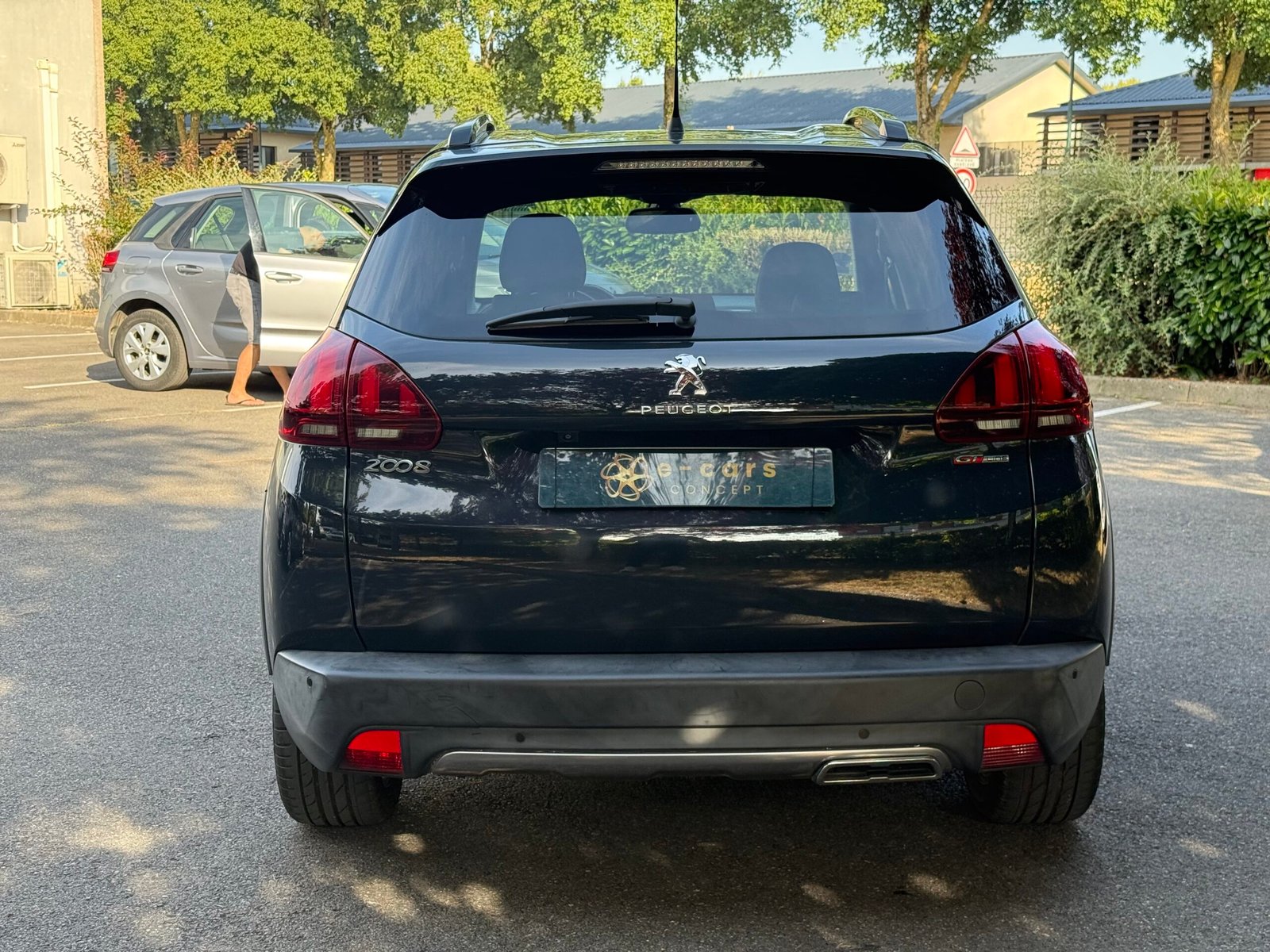 PEUGEOT 2008 GT Line 5HB 1.2 THP Puretech 12V FAP S&S EAT6 110 cv Boîte auto