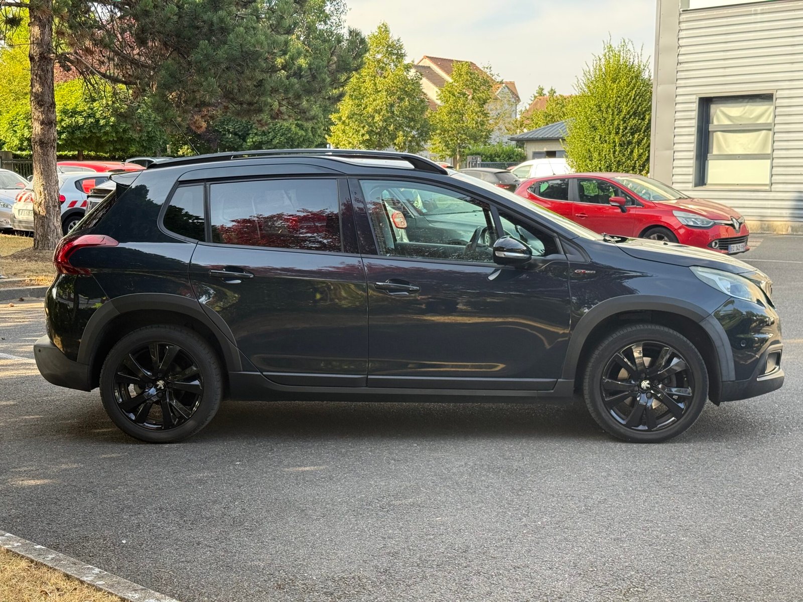 PEUGEOT 2008 GT Line 5HB 1.2 THP Puretech 12V FAP S&S EAT6 110 cv Boîte auto