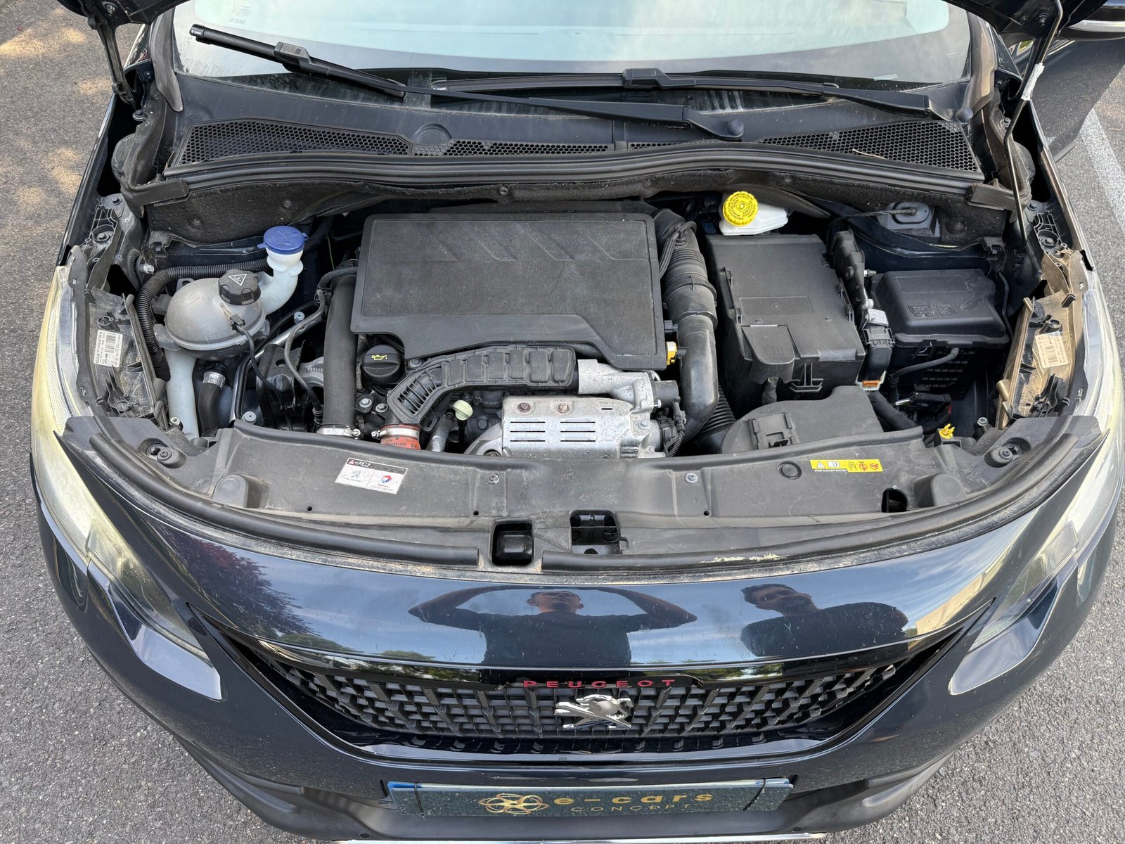 PEUGEOT 2008 GT Line 5HB 1.2 THP Puretech 12V FAP S&S EAT6 110 cv Boîte auto
