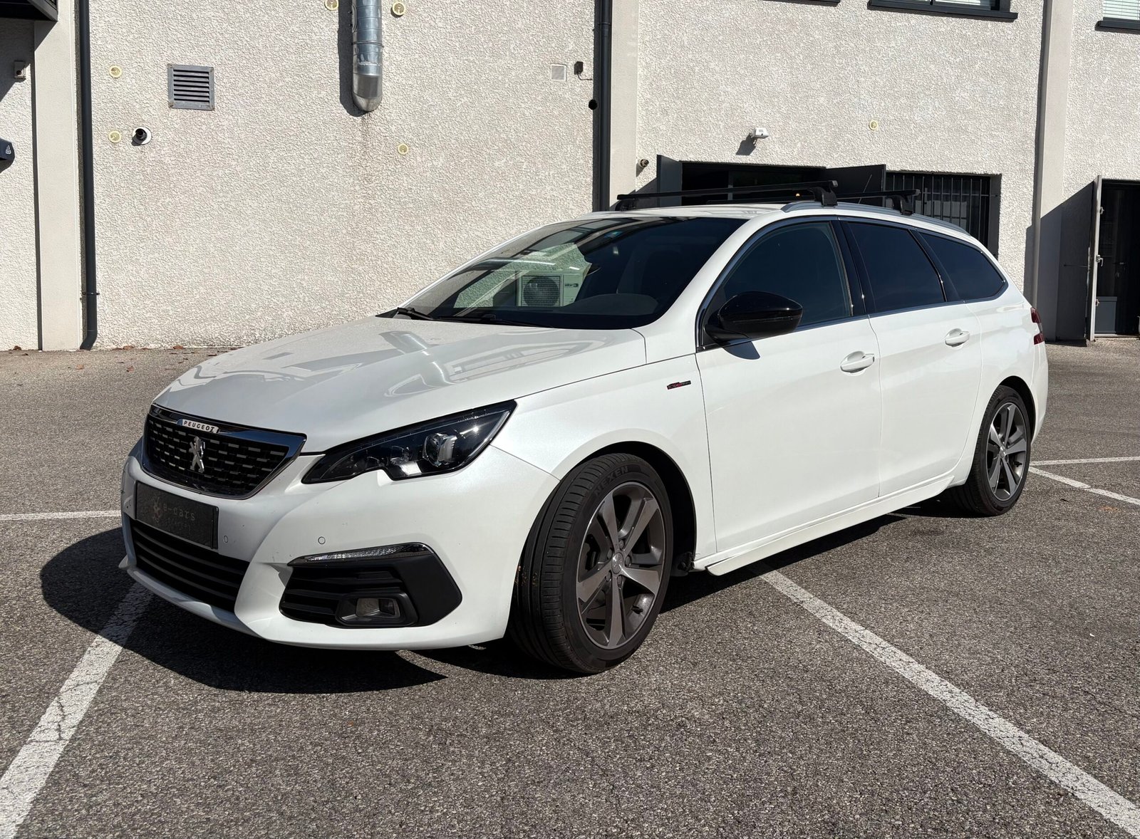 Peugeot 308 SW Phase II 1.2 Putetech 12V GPF EAT8 130cv Boite auto