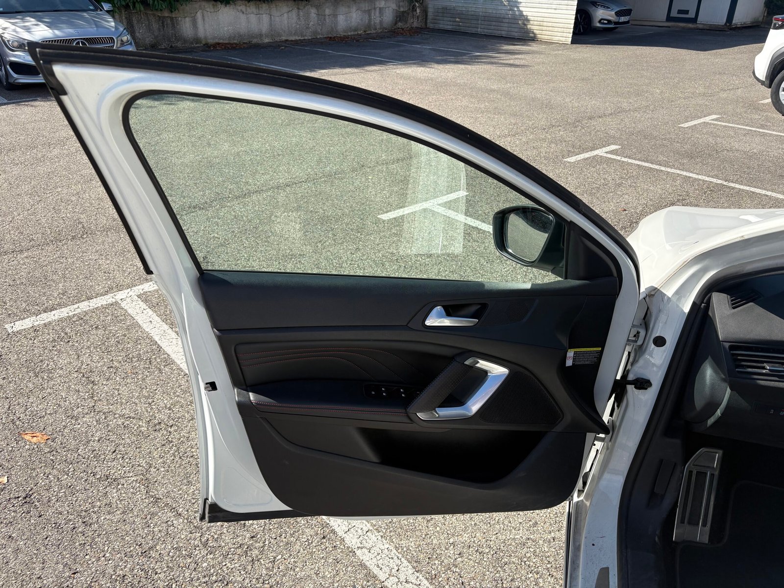 Peugeot 308 SW Phase II 1.2 Putetech 12V GPF EAT8 130cv Boite auto