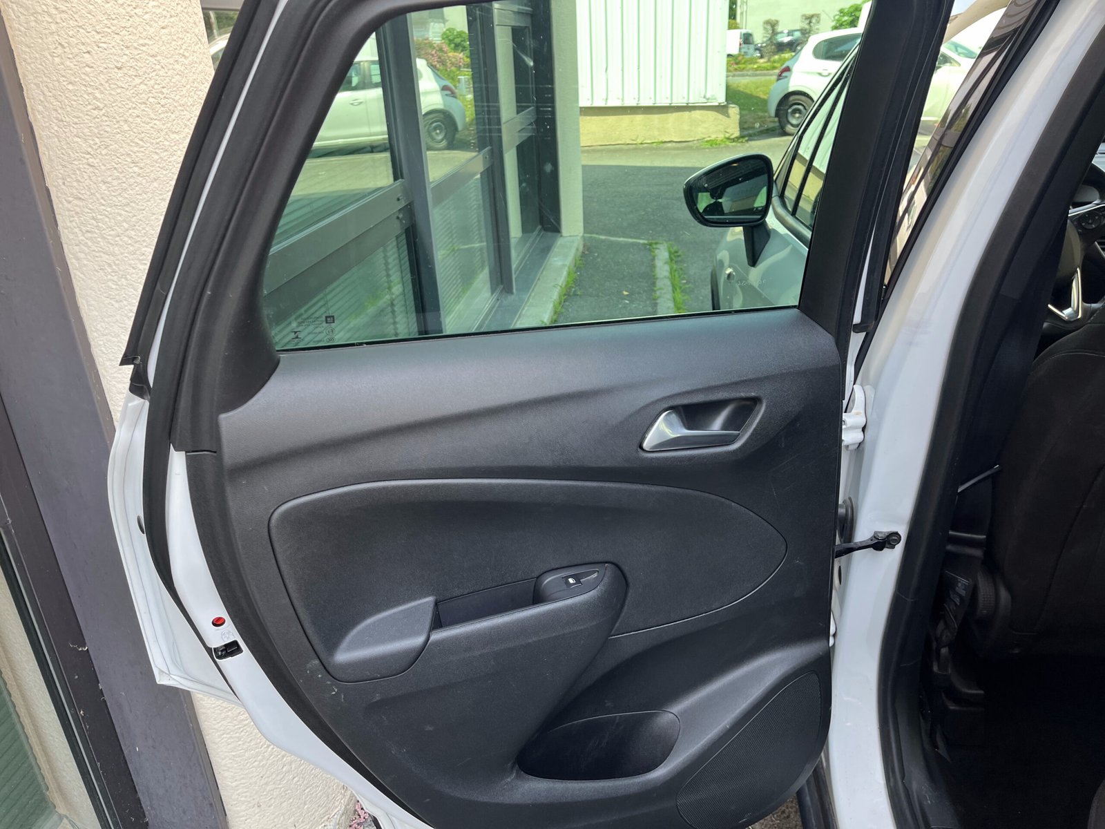 Opel Crossland Élégance — 2023 — 29 000 km — Essence — Manuelle