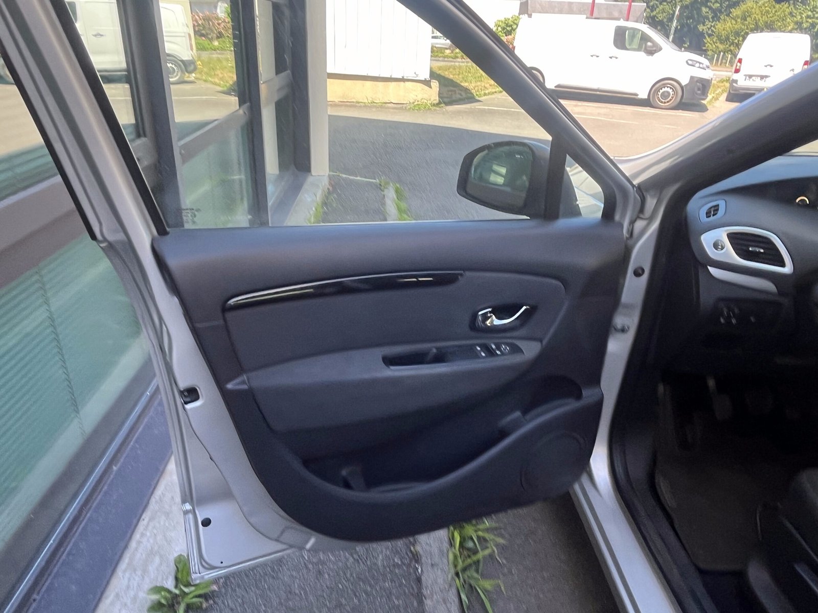 Renault Mégane Scénic 95Ch — 2013 — 141 000 km — Diesel — Manuelle