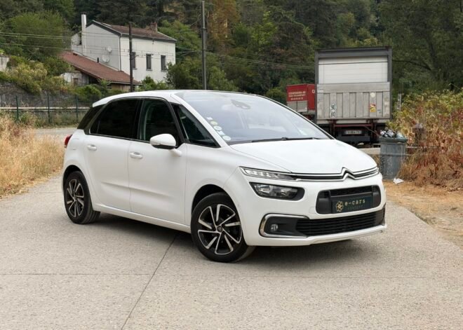 Citroën c4 Picasso 1,5 HDI FEEL boîte automatique