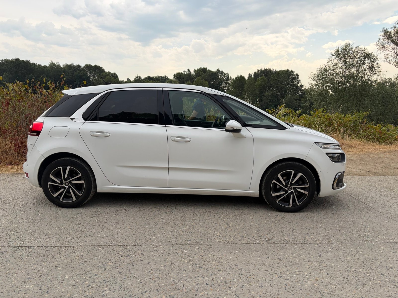 Citroën c4 Picasso 1,5 HDI FEEL boîte automatique