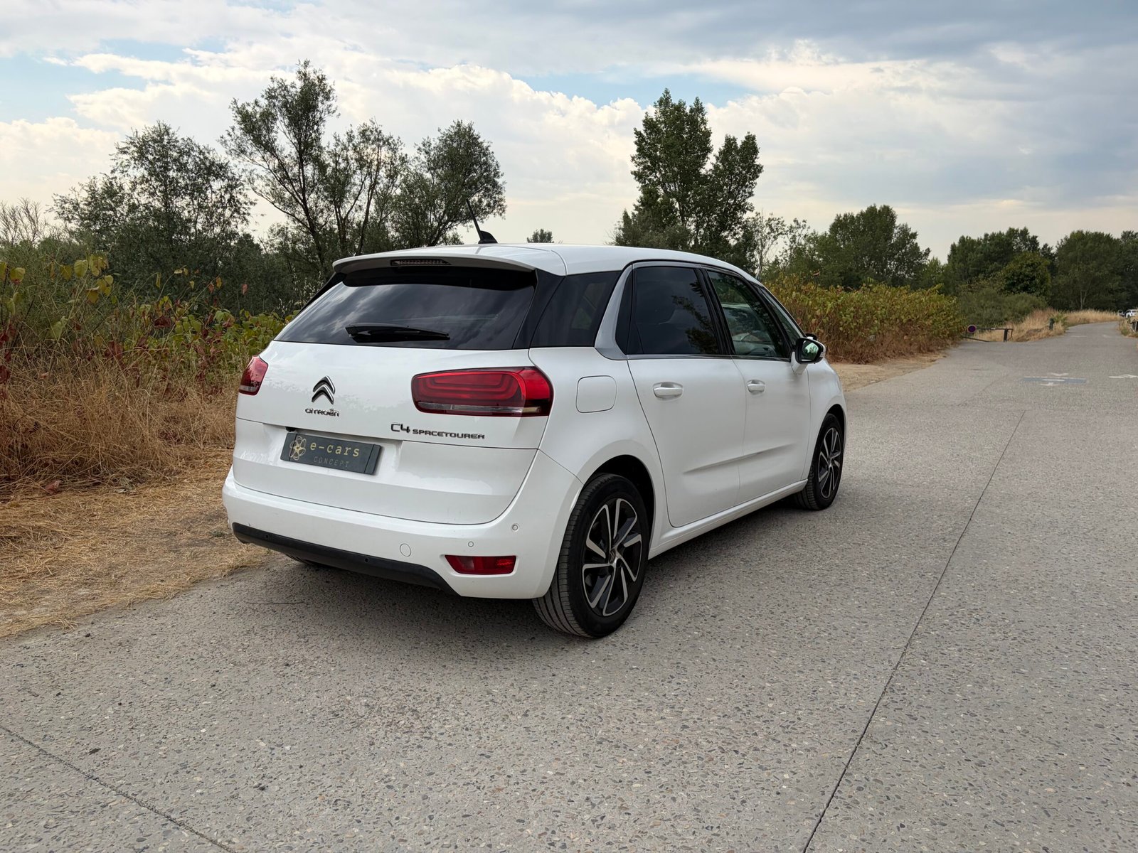 Citroën c4 Picasso 1,5 HDI FEEL boîte automatique