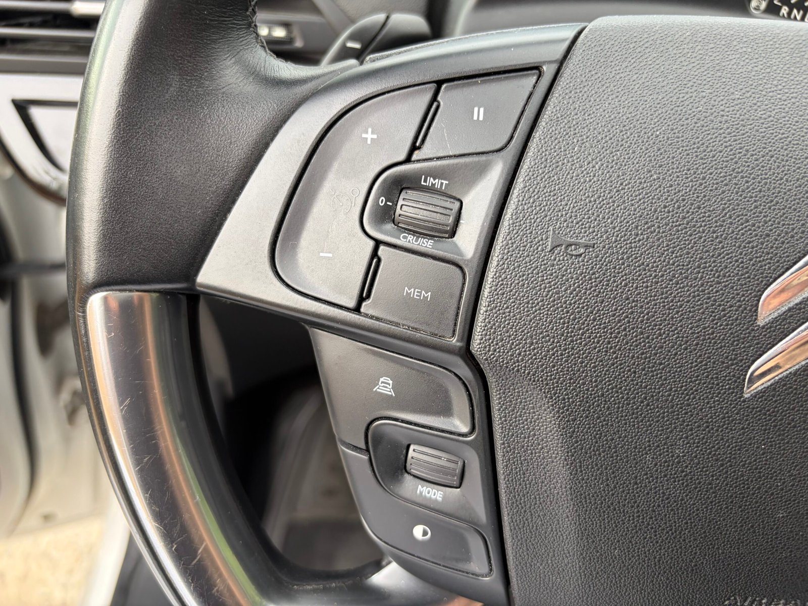Citroën c4 Picasso 1,5 HDI FEEL boîte automatique