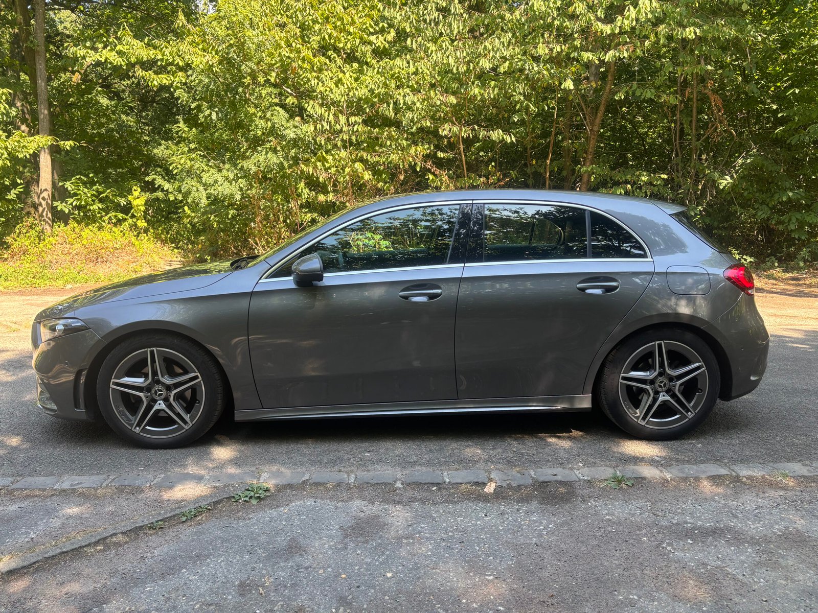 MERCEDES-BENZ Classe A 200d 150 AMG LINE