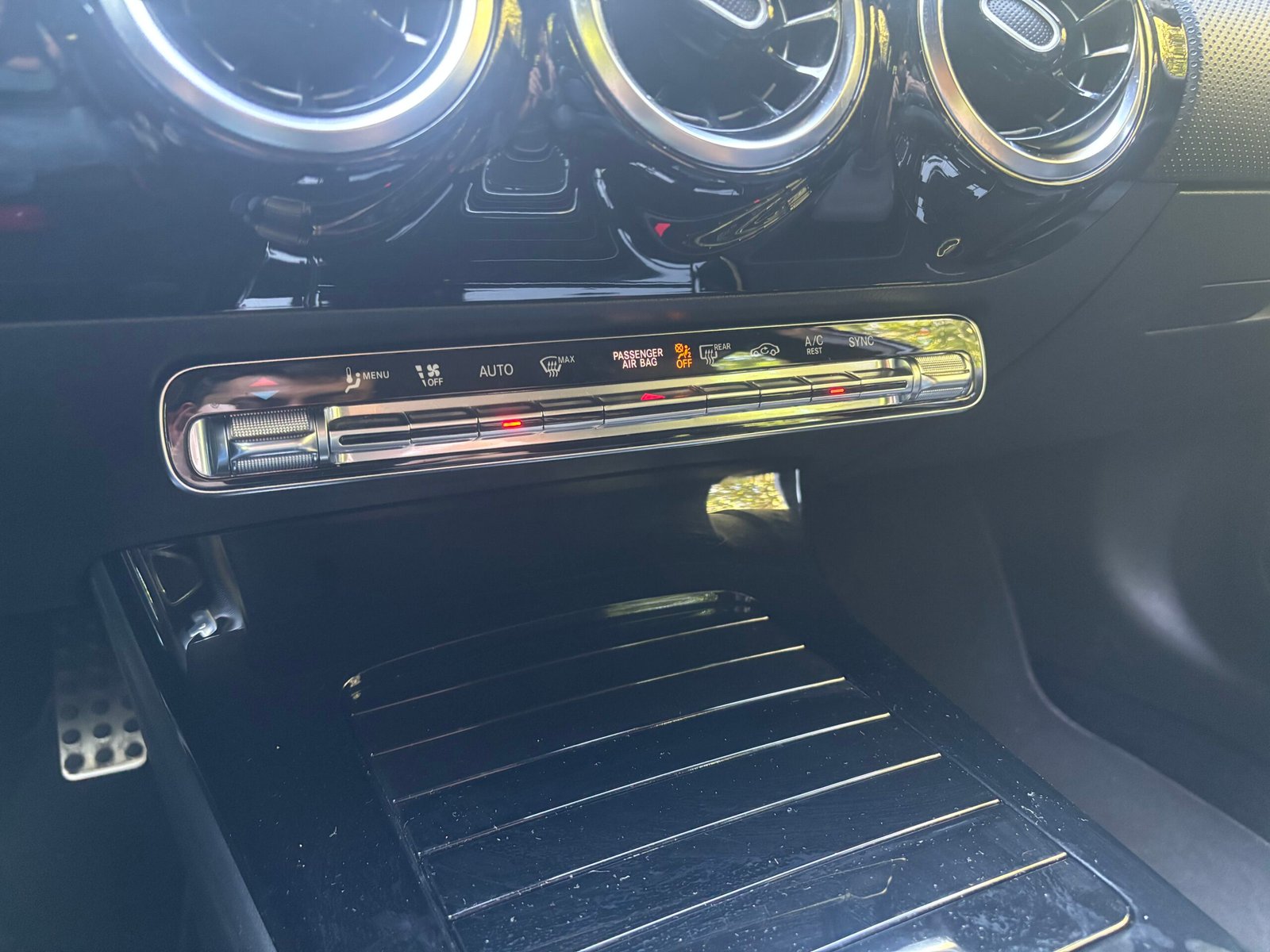 MERCEDES-BENZ Classe A 200d 150 AMG LINE