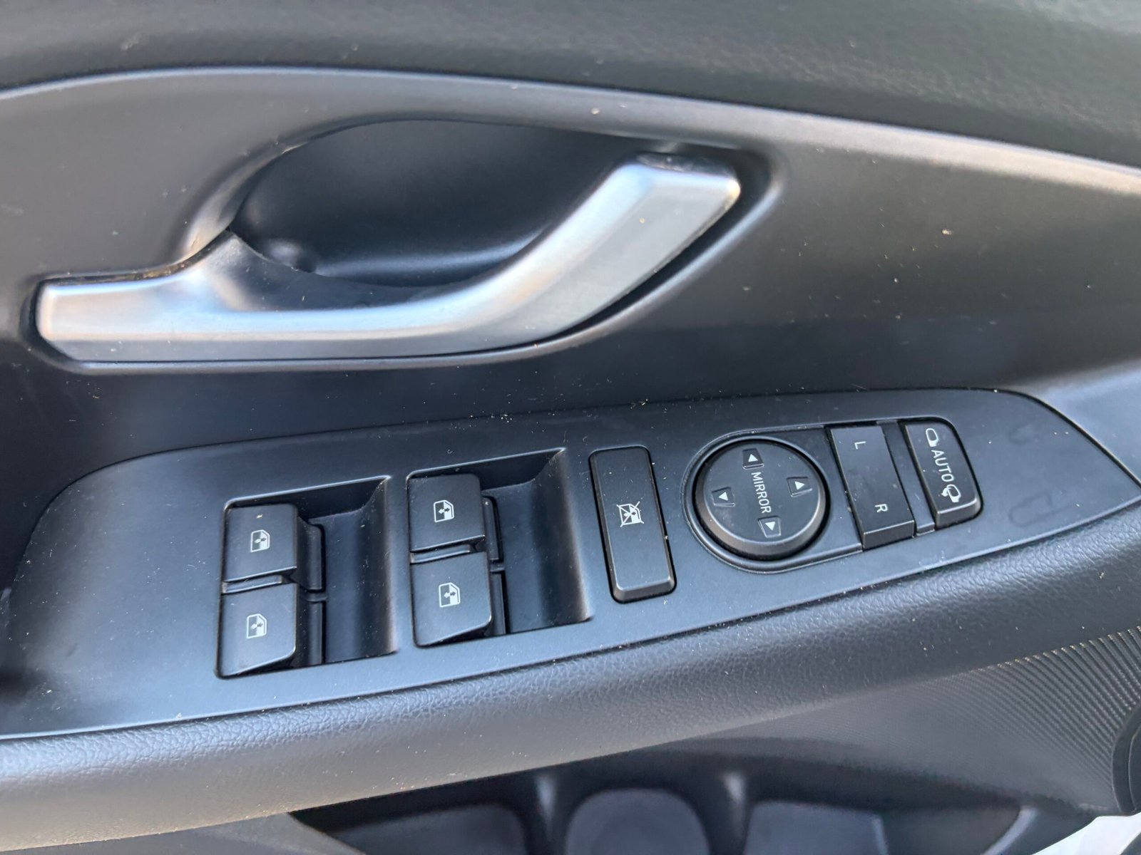 HYUNDAI i30 – 1.0 T-GDi 100ch BVM6