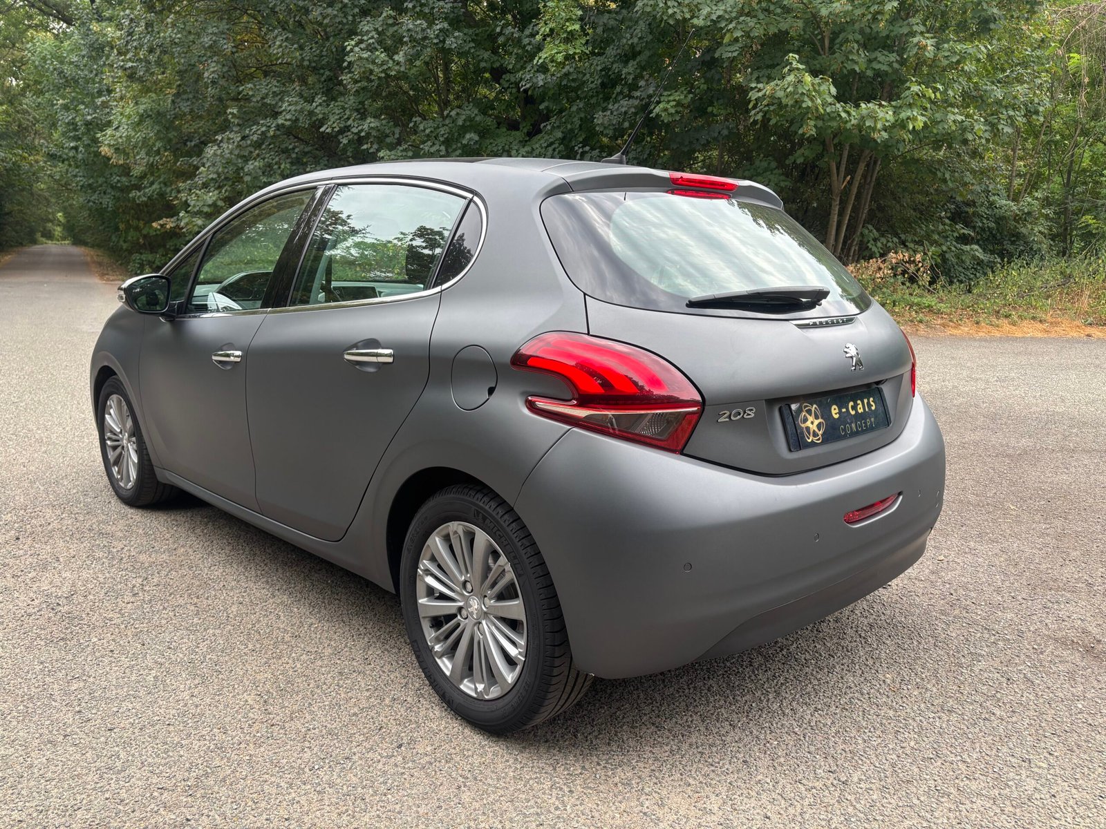 PEUGEOT Phase II 208 1.2 110 cv Allure