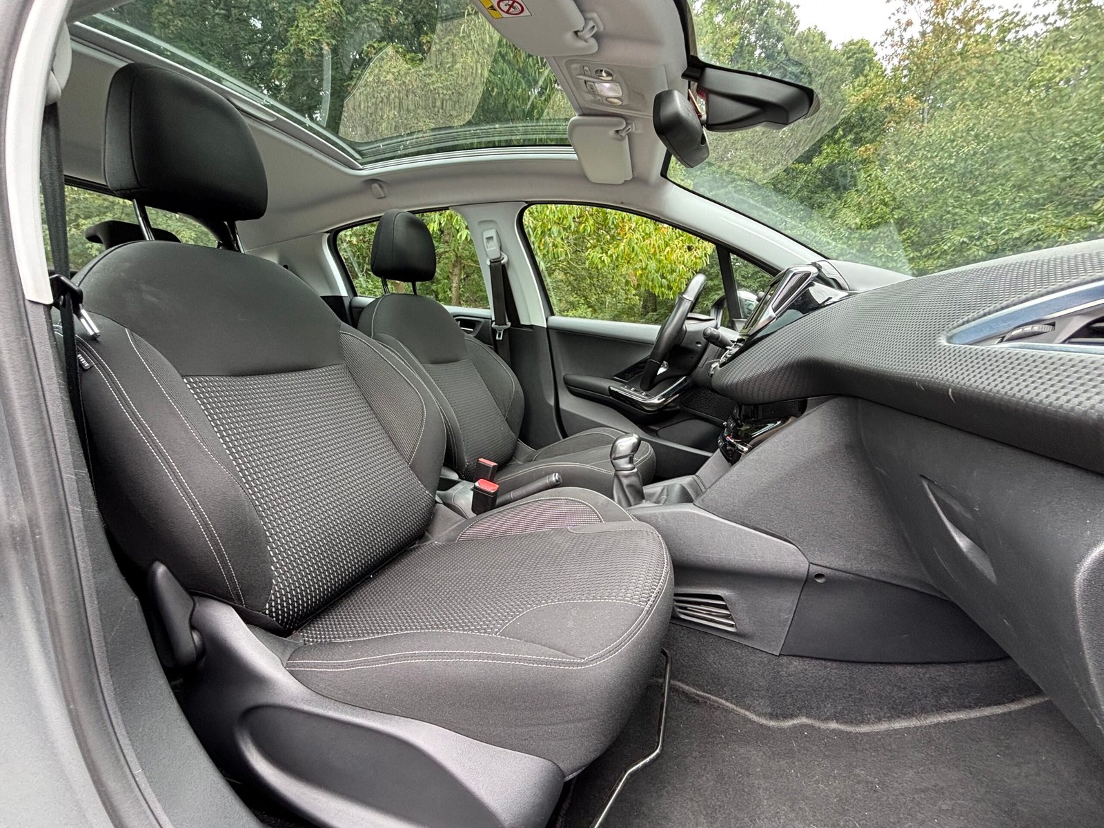 PEUGEOT Phase II 208 1.2 110 cv Allure