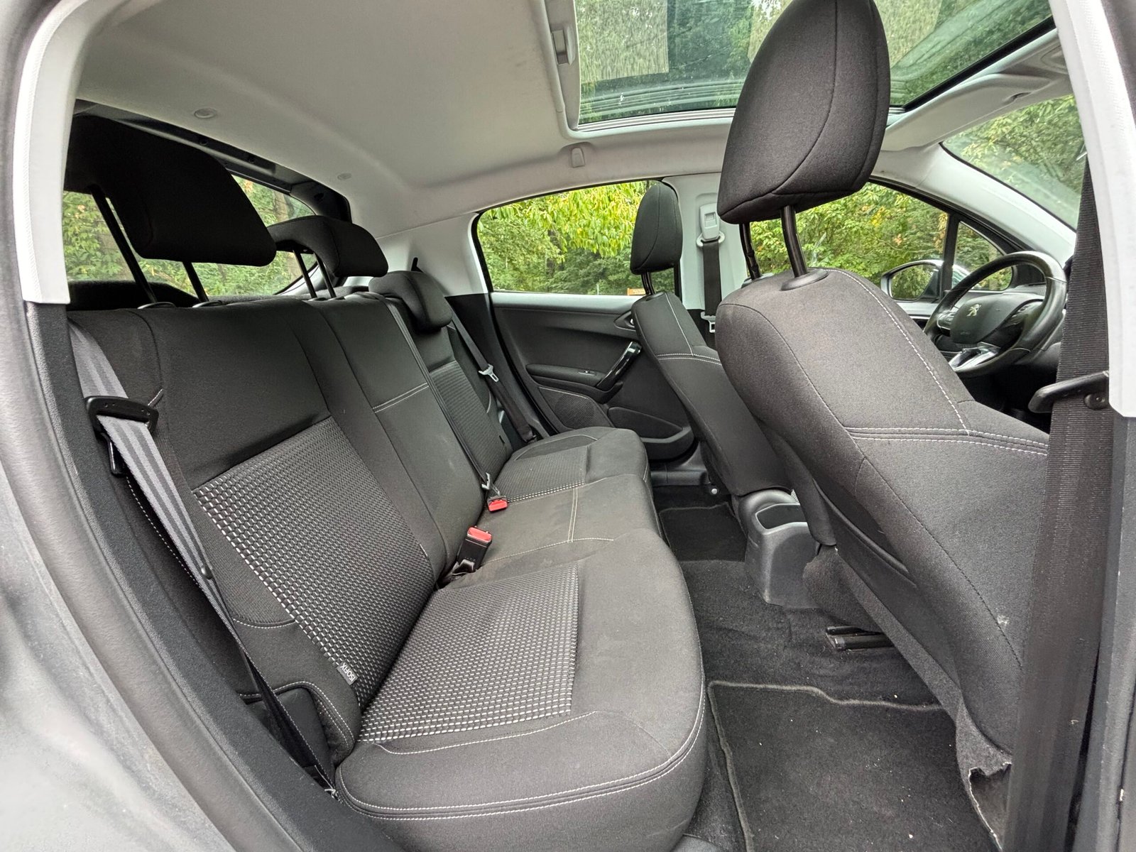 PEUGEOT Phase II 208 1.2 110 cv Allure