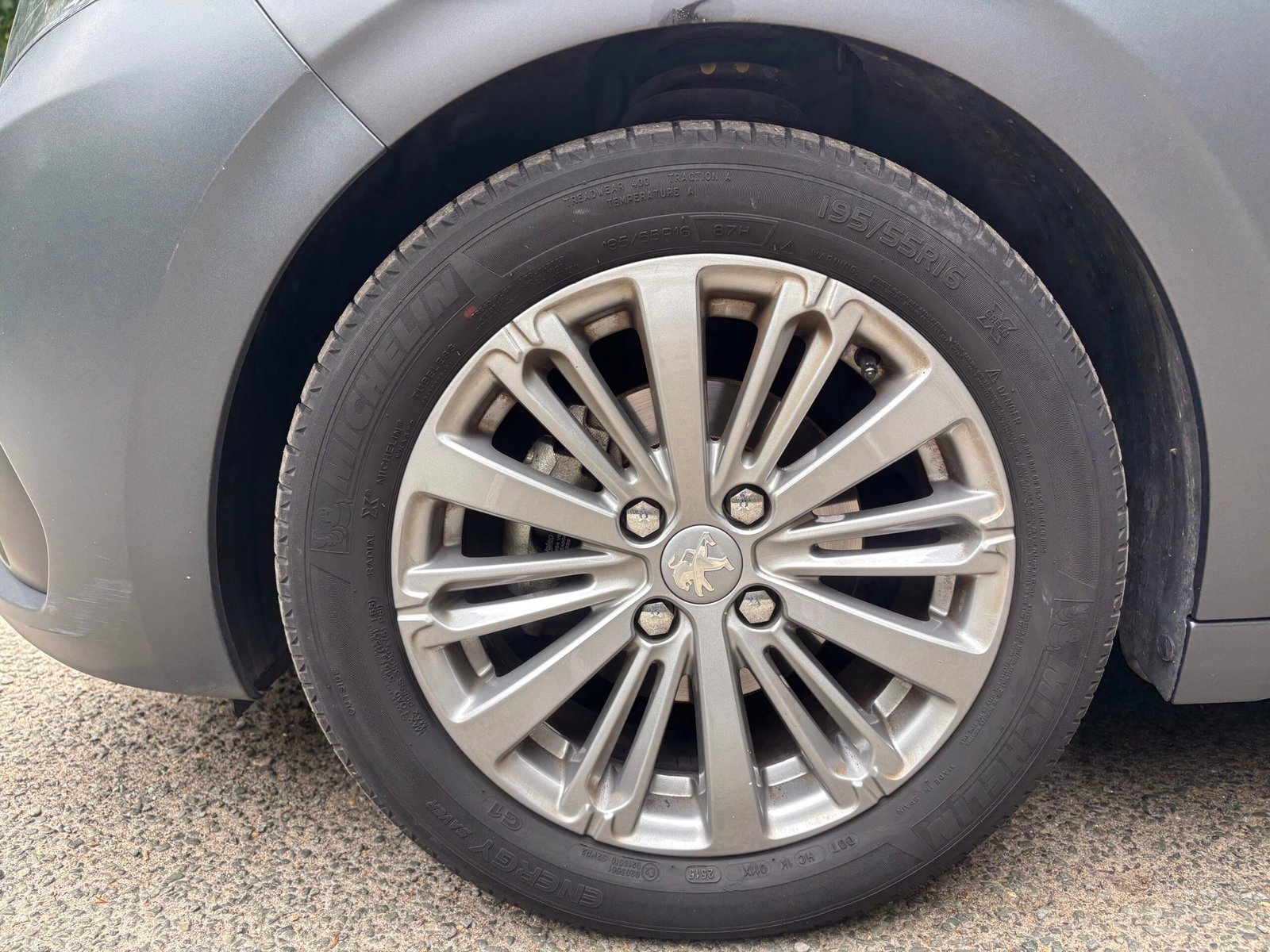 PEUGEOT Phase II 208 1.2 110 cv Allure