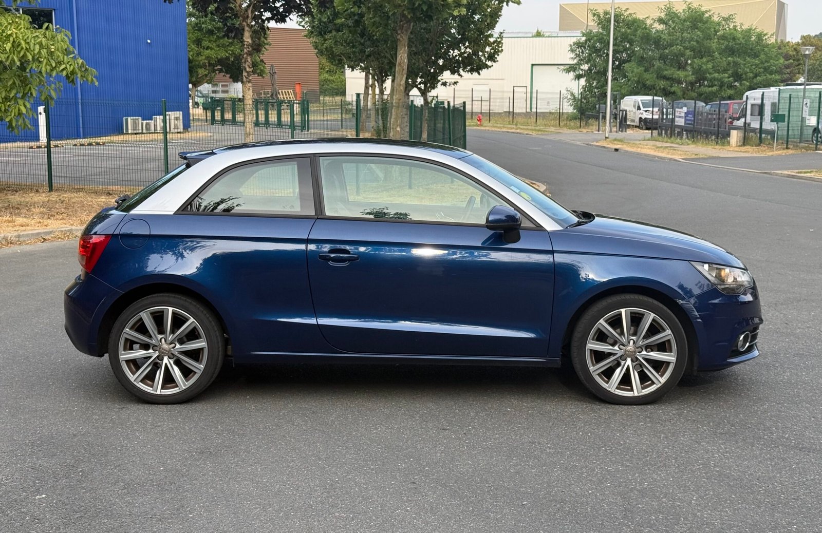 Audi A1 1.6 TDI 90 ch « ATTRACTION »