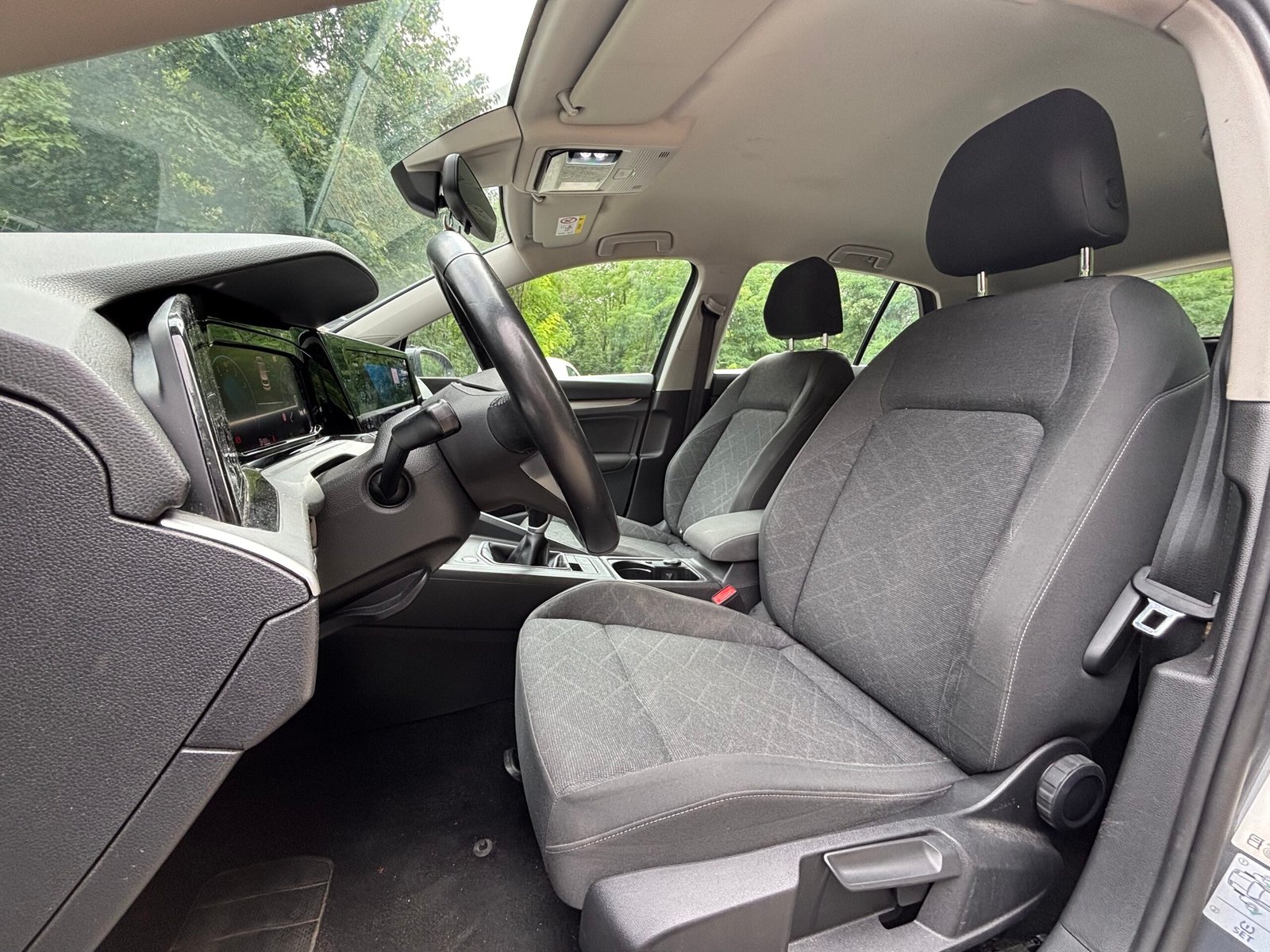VOLKSWAGEN Golf VIII 1.5 TSi 130cv Life 1st