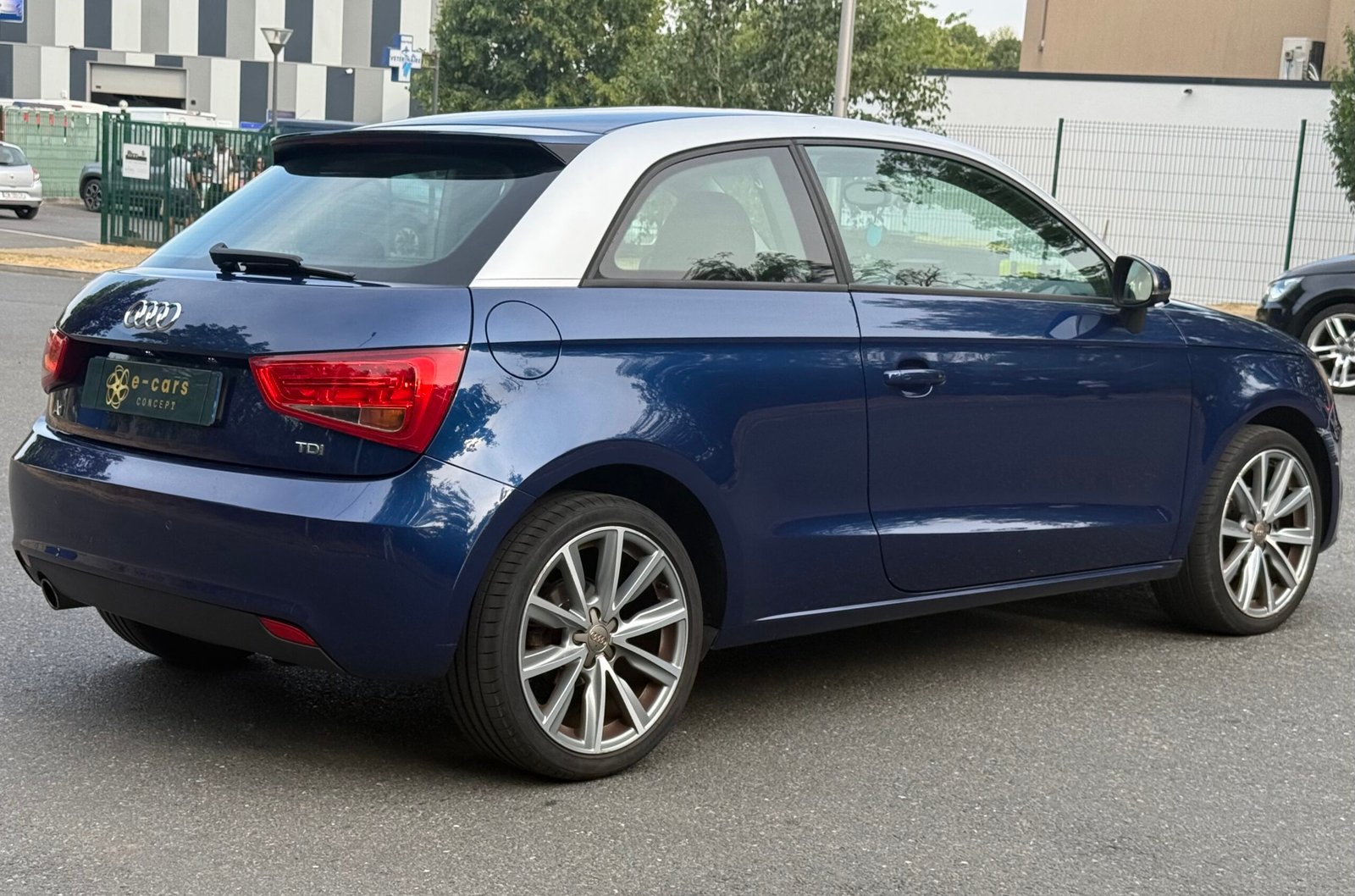 Audi A1 1.6 TDI 90 ch « ATTRACTION »