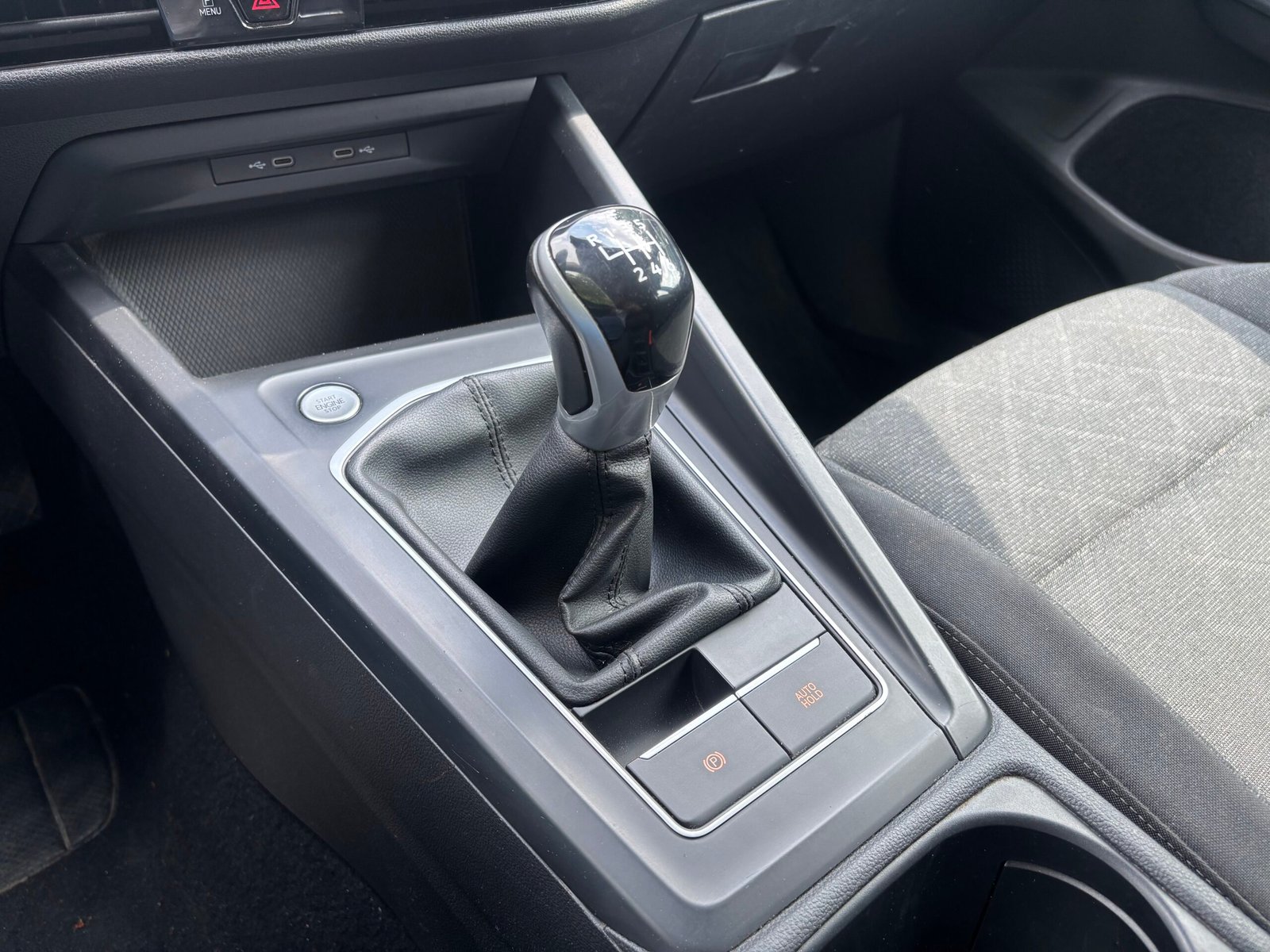 VOLKSWAGEN Golf VIII 1.5 TSi 130cv Life 1st