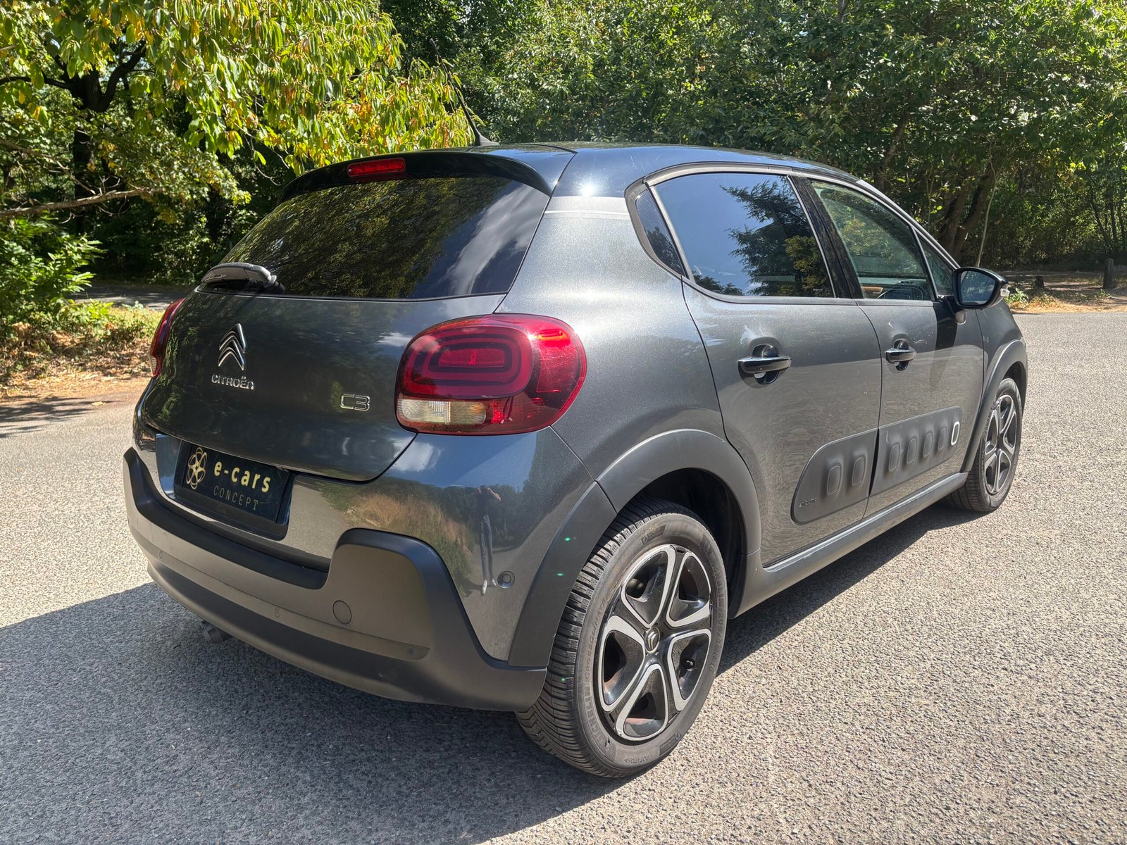 CITROËN C3 III 1.6 BlueHDi 100 SHINE