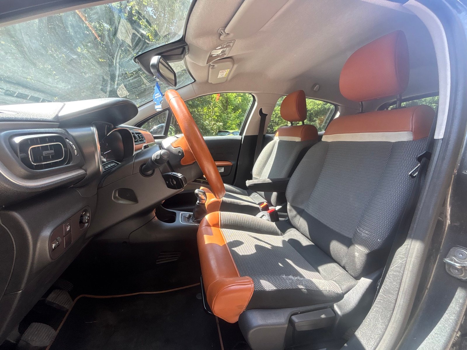 CITROËN C3 III 1.6 BlueHDi 100 SHINE