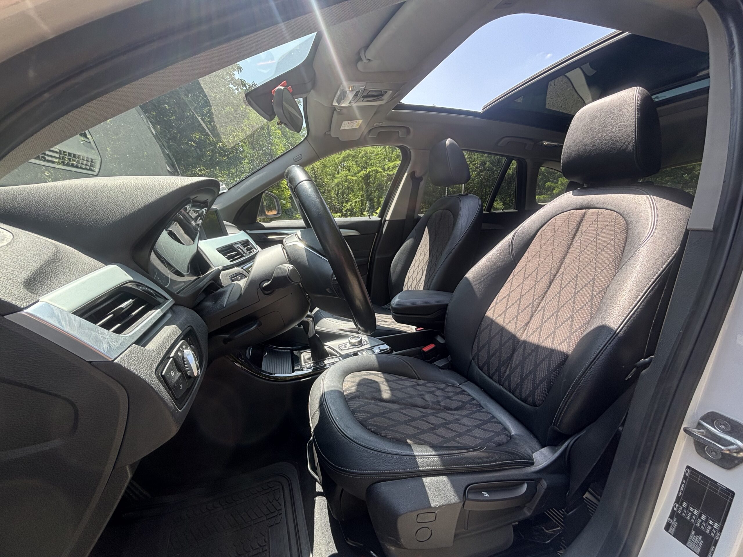 BMW X1 18i sDrive 136 X LINE